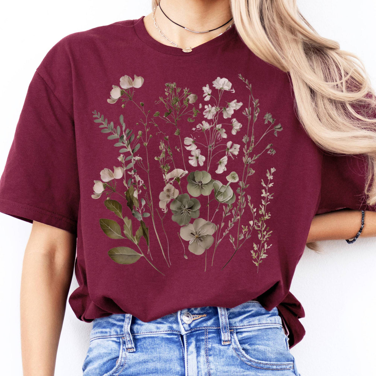T-Shirt Sage and White Wildflower T-Shirt The Mystic Eden