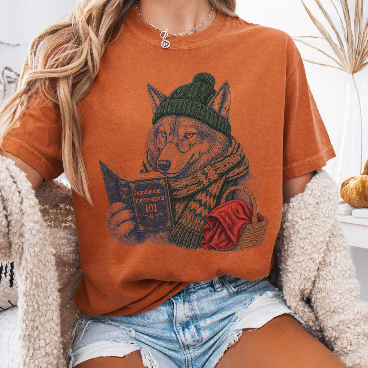 T-Shirt Yam / S Grandmother Impersonation 101 Wolf Red Riding Hood T-Shirt The Mystic Eden