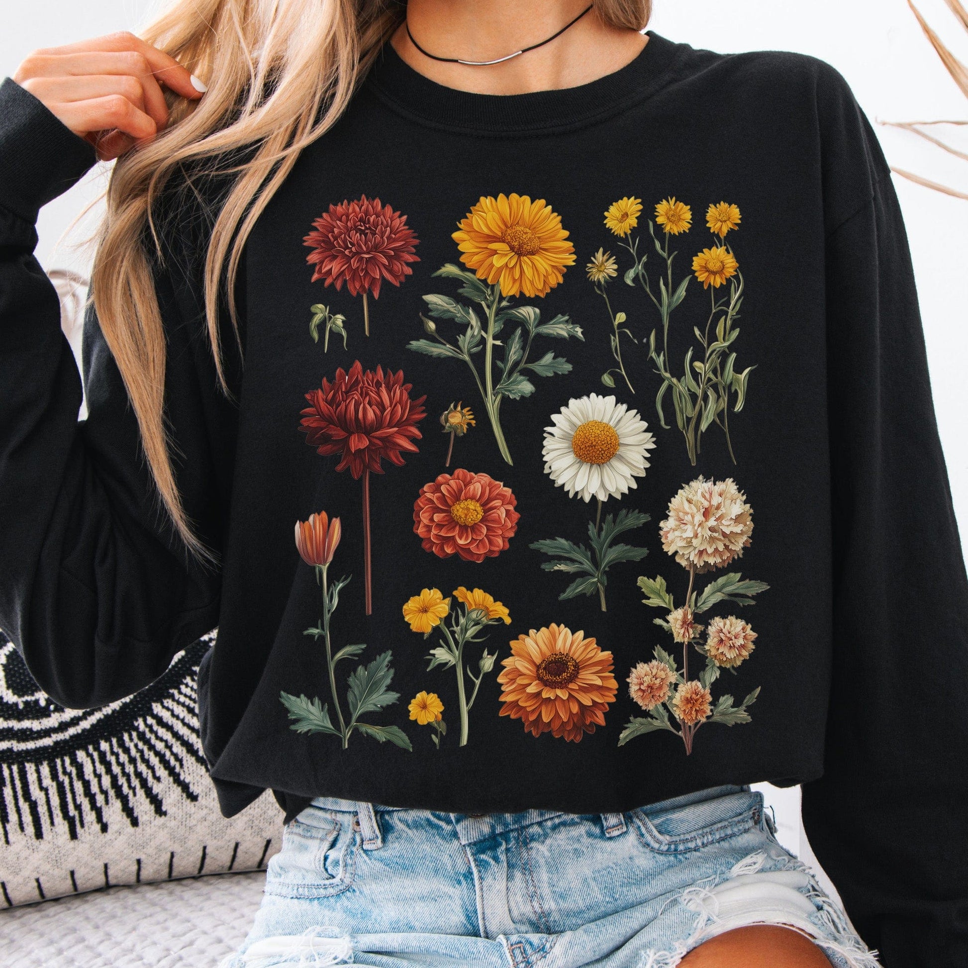Long-sleeve Black / S Vintage Botanical Floral Long Sleeve Shirt The Mystic Eden