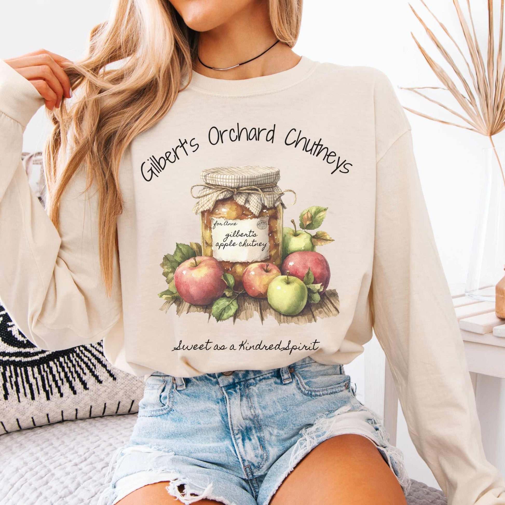 Long-sleeve Ivory / S Gilbert's Orchard Chutneys Long Sleeved Shirt The Mystic Eden