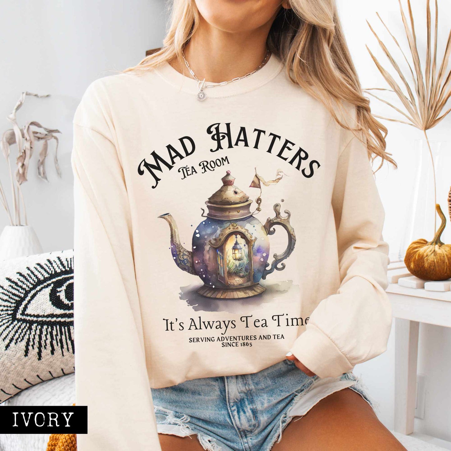 Long-sleeve Ivory / S It's Always Tea Time - Mad Hatters Tea Room Long Sleeved Shirt The Mystic Eden