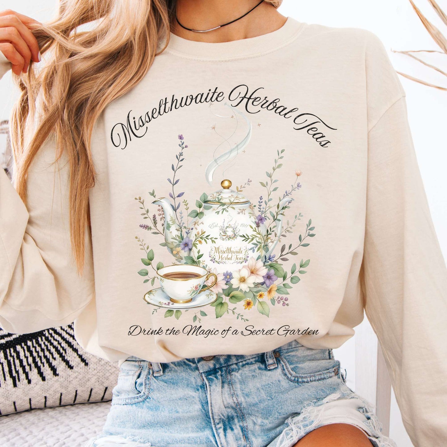 Long-sleeve Ivory / S Misselthwaite Herbal Teas - The Secret Garden Long Sleeve Shirt The Mystic Eden