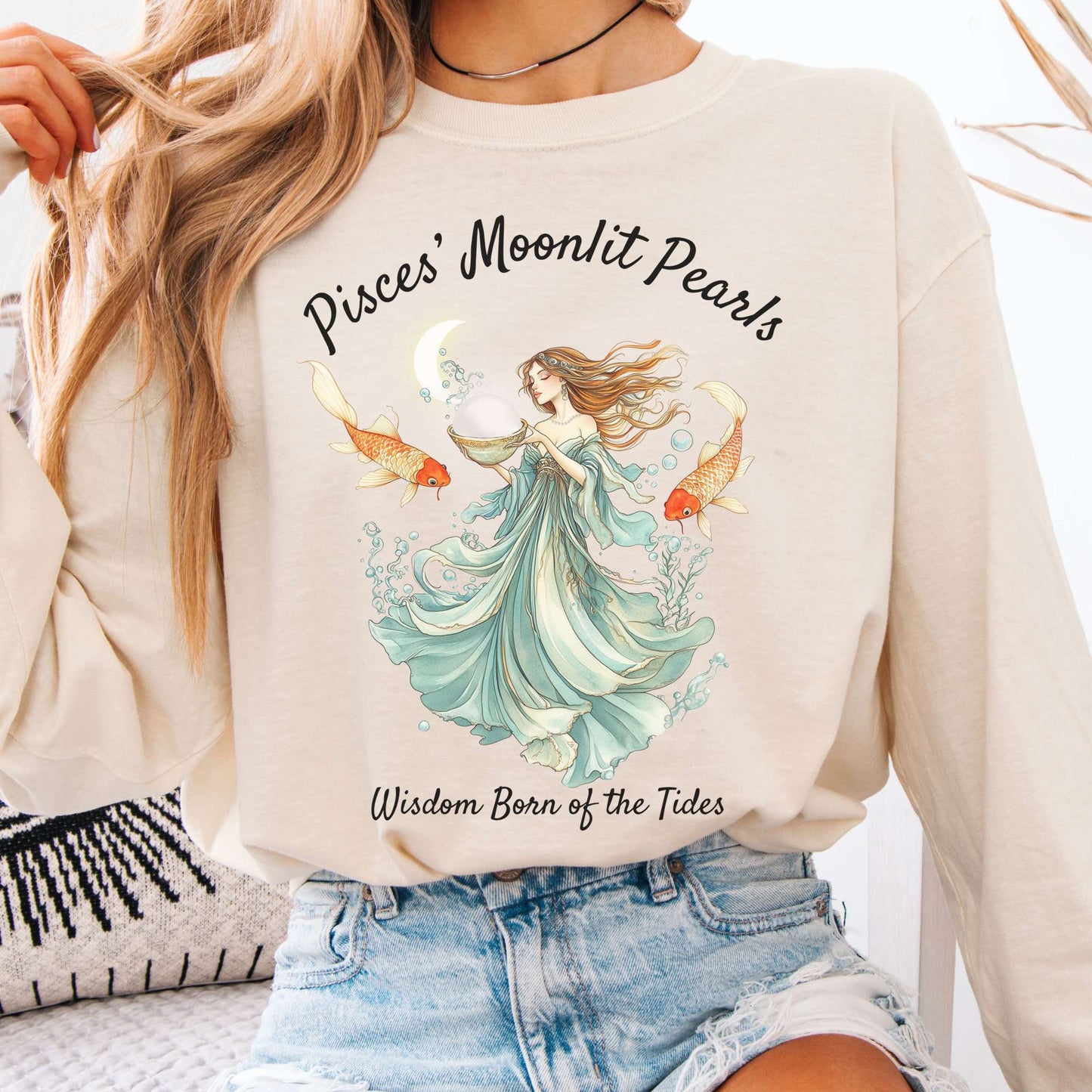 Long-sleeve Ivory / S Pisces' Moonlit Pearls Zodiac Long Sleeve Tee The Mystic Eden