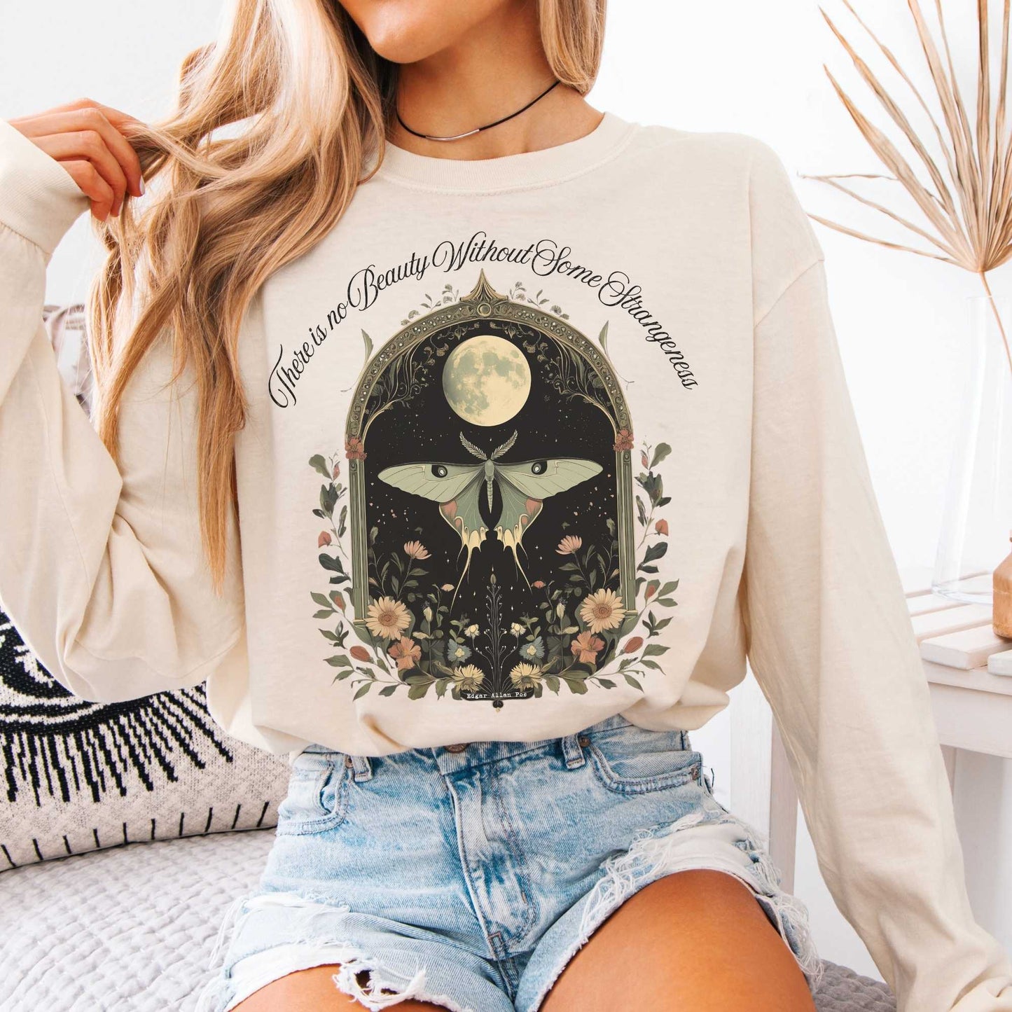 Long-sleeve Ivory / S There is no Beauty Without Some Strangeness Poe Long Sleeved Shirt The Mystic Eden