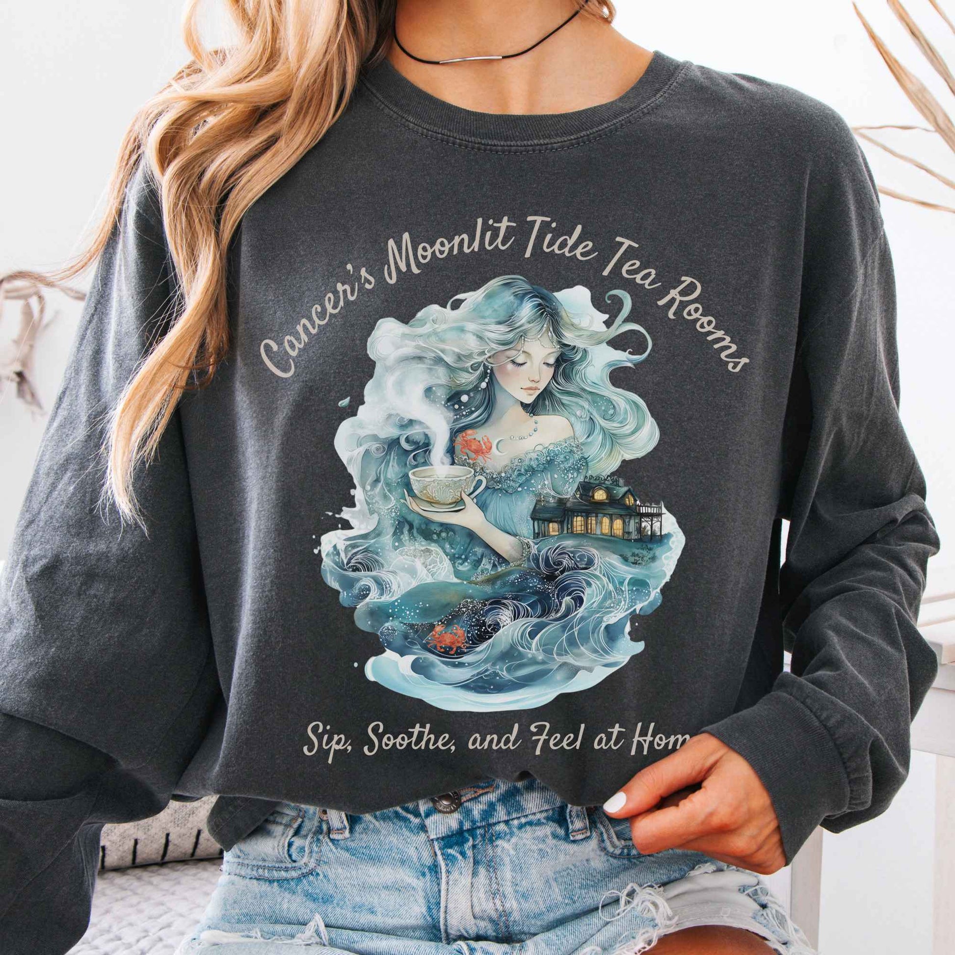 Long-sleeve Pepper / S Cancer's Moonlit Tide Tea Rooms Zodiac Long Sleeve Tee The Mystic Eden