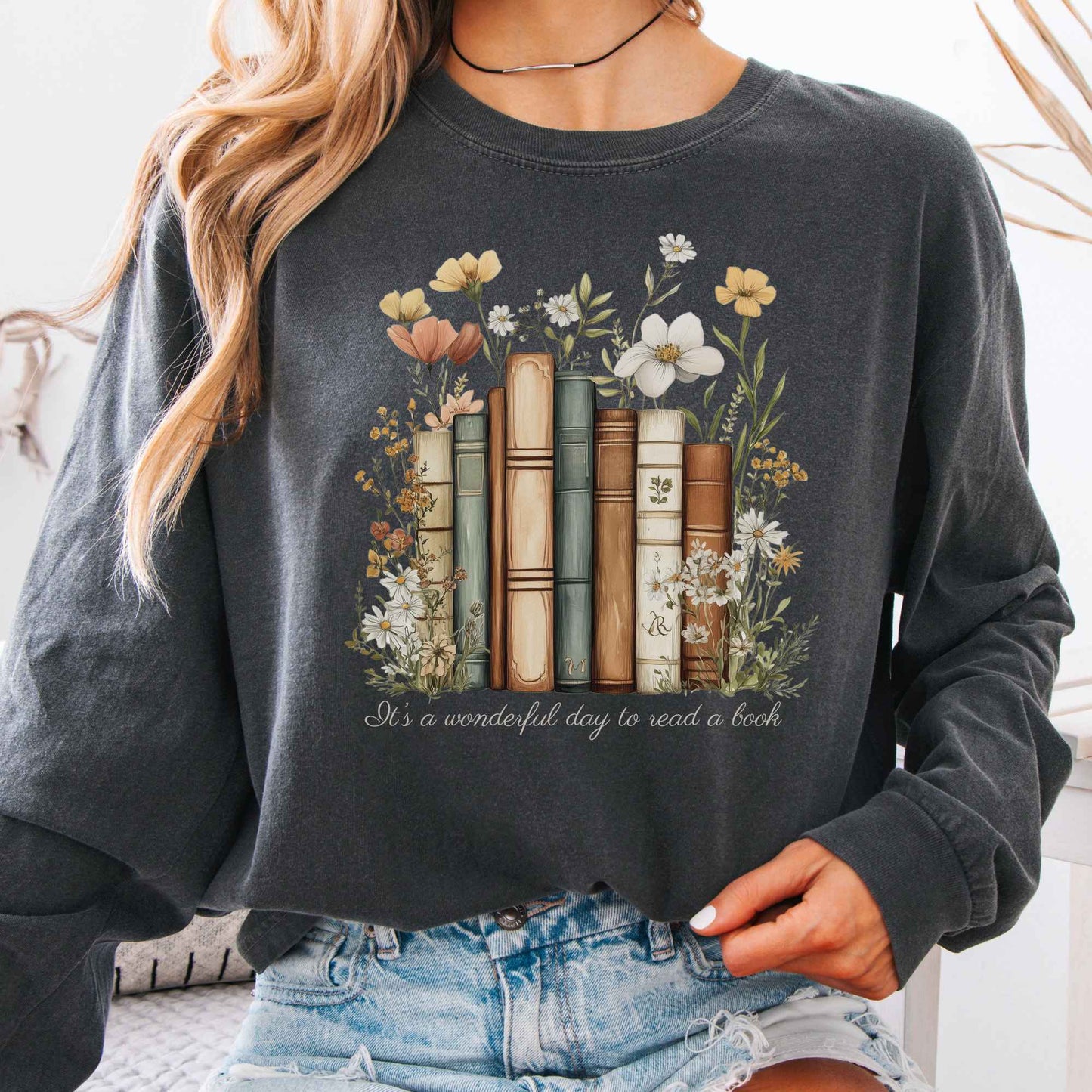 Long-sleeve Pepper / S It's a Wonderful Day to Read a Book Long Sleeve Shirt The Mystic Eden