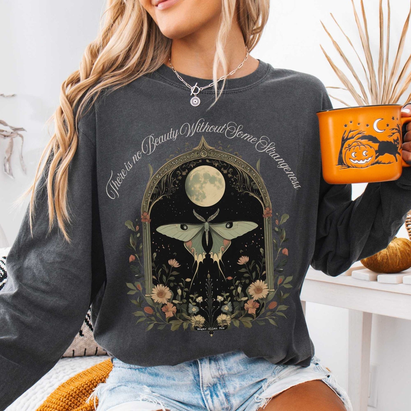 Long-sleeve Pepper / S There is no Beauty Without Some Strangeness Poe Long Sleeved Shirt The Mystic Eden