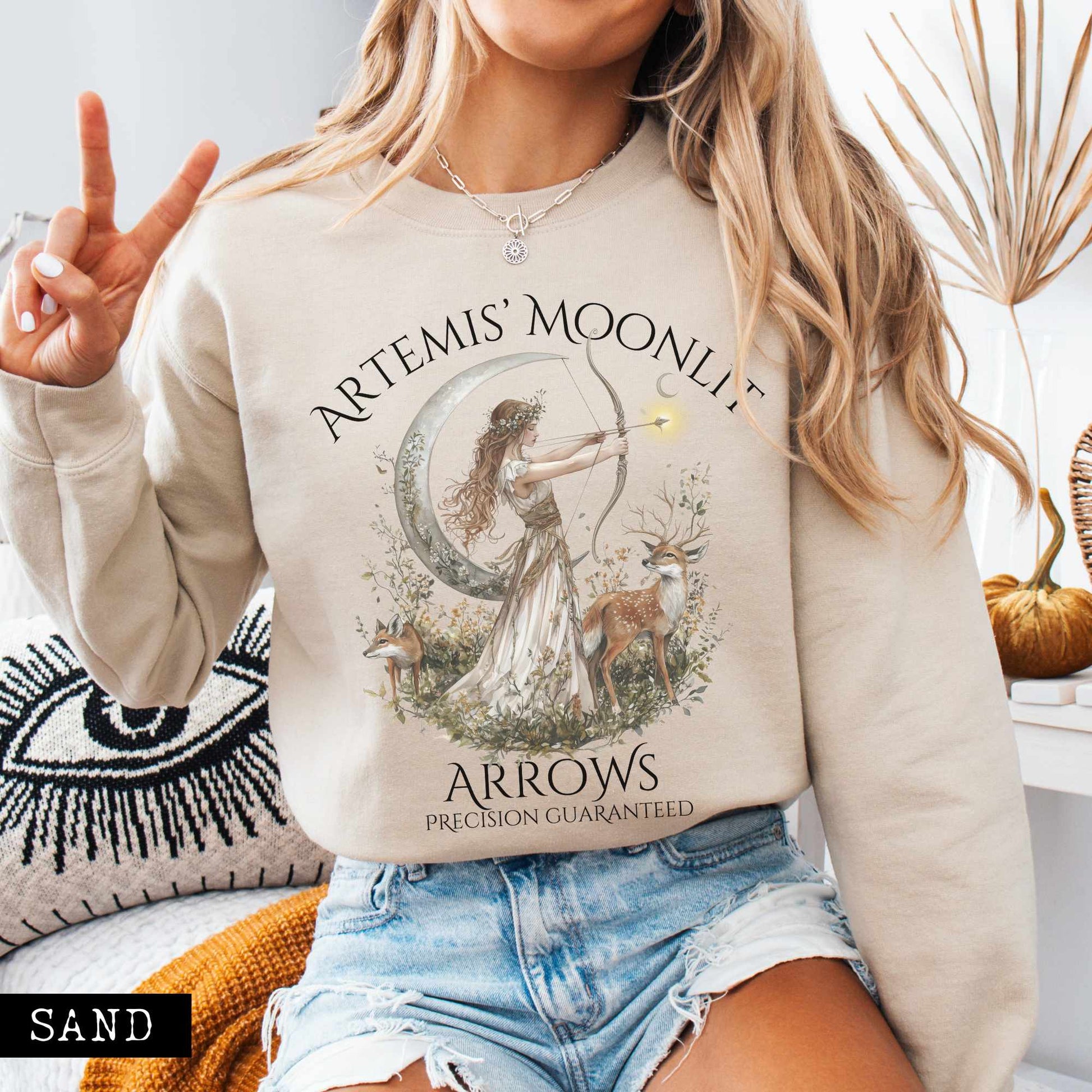 Sweatshirt Artemis' Moonlit Arrows Sweatshirt The Mystic Eden