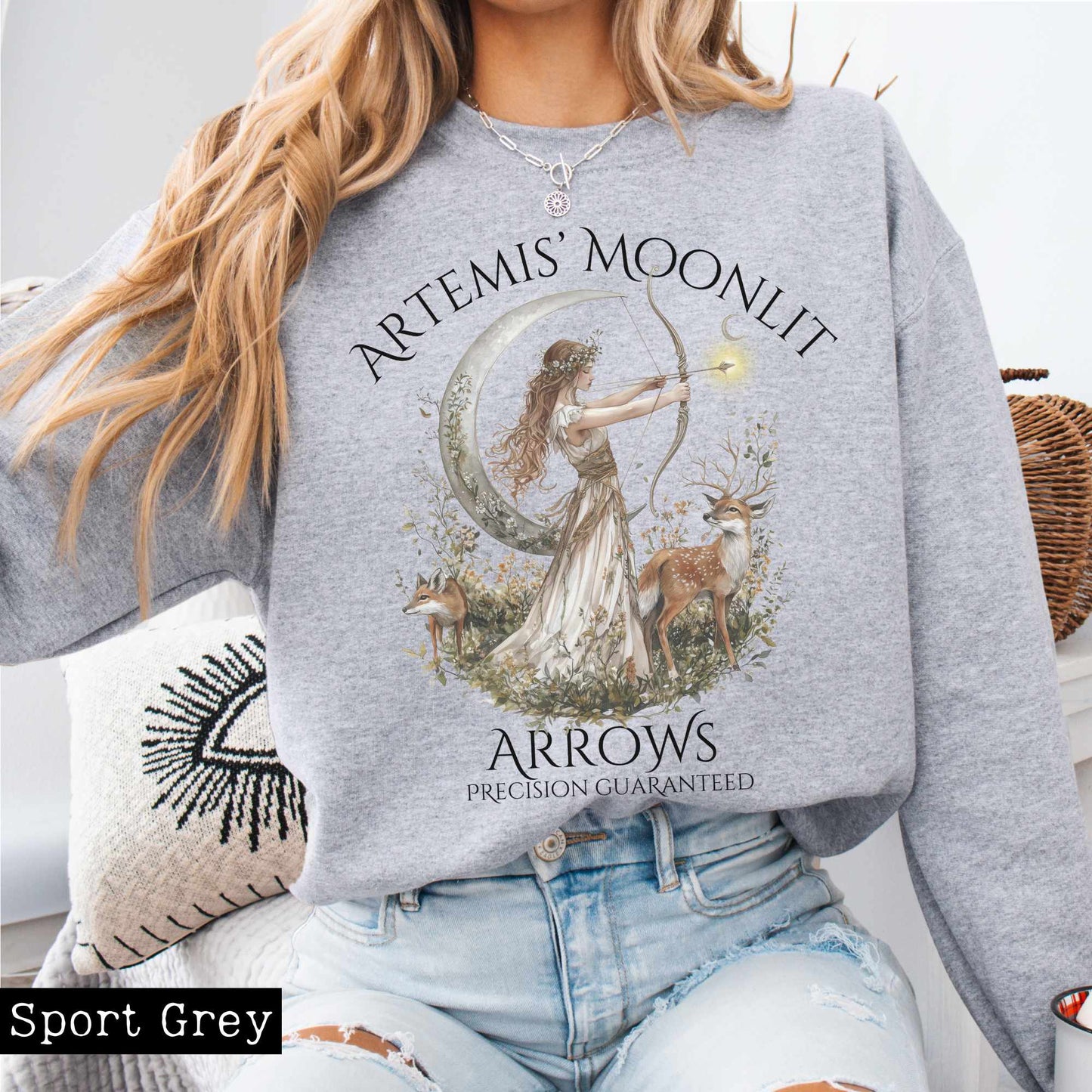 Sweatshirt Artemis' Moonlit Arrows Sweatshirt The Mystic Eden