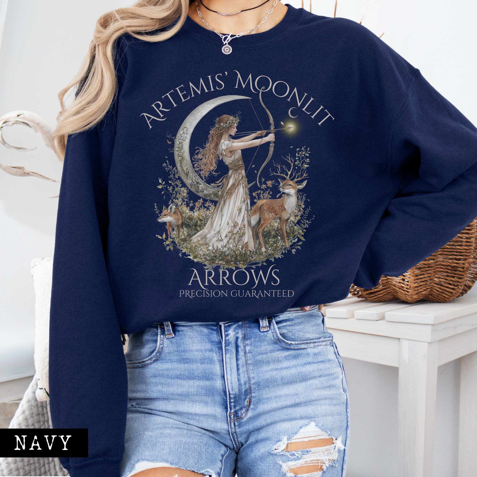 Sweatshirt Artemis' Moonlit Arrows Sweatshirt The Mystic Eden