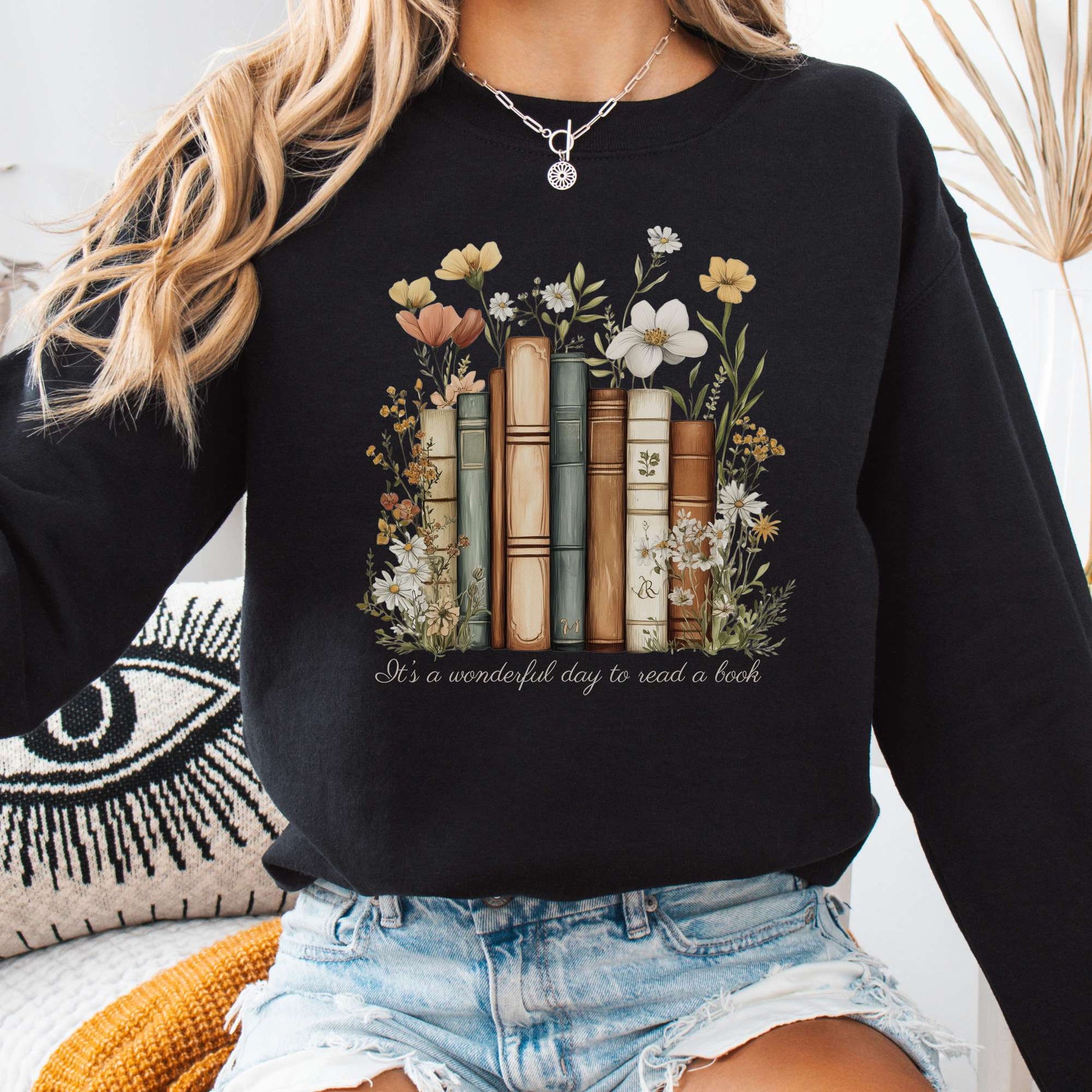 Sweatshirt Black / S It's A Wonderful Day To Read A Book Sweatshirt The Mystic Eden