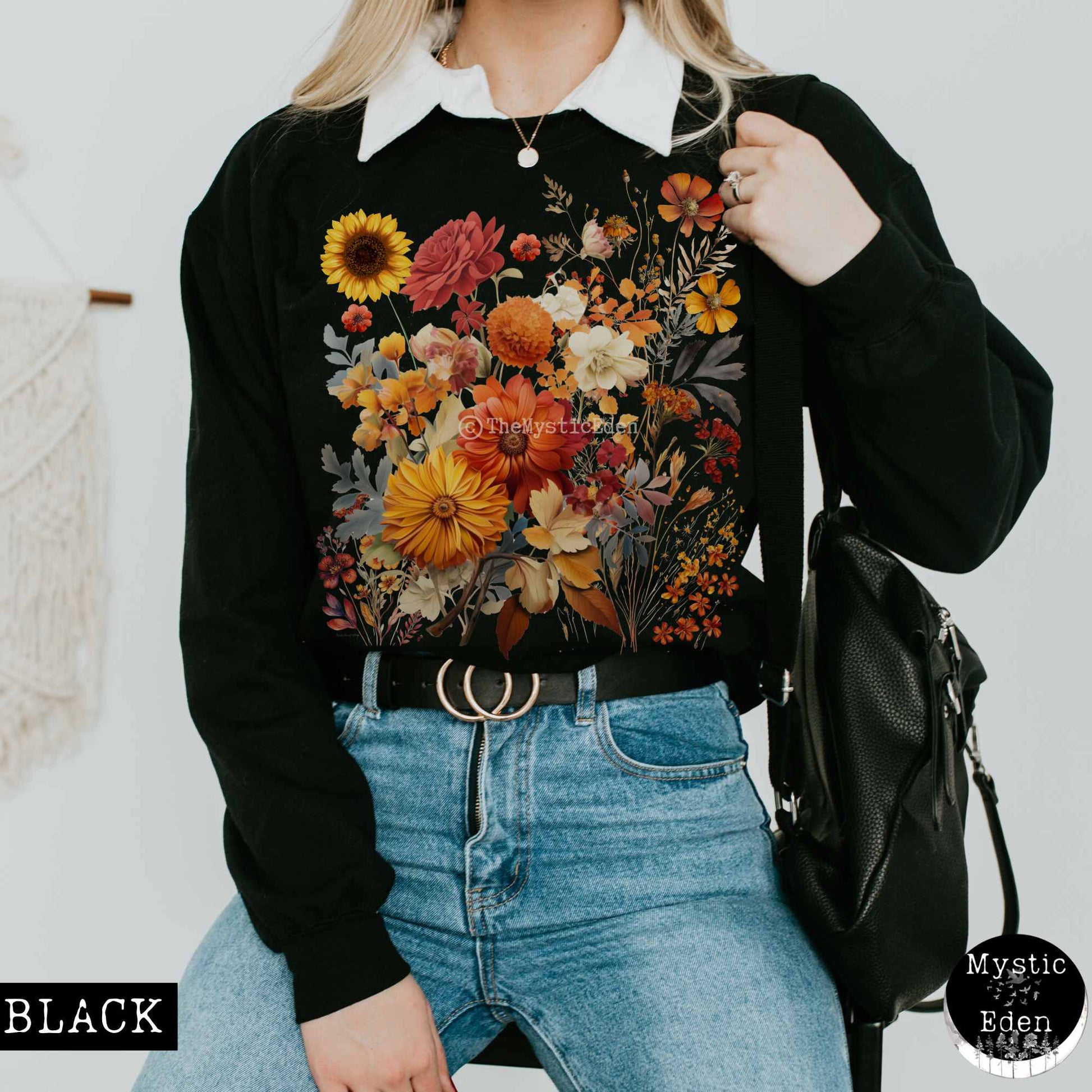 Sweatshirt Black / S Vintage cottagecore fall aesthetic floral sweatshirt The Mystic Eden