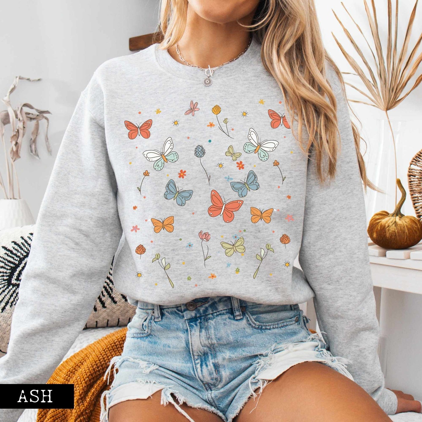 Sweatshirt Bright Butterflies Sweatshirt The Mystic Eden