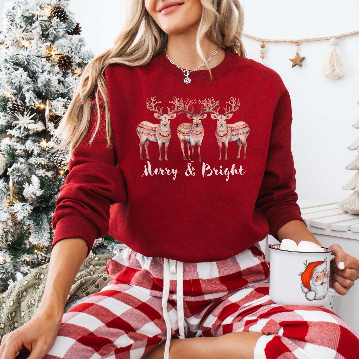 Sweatshirt Cardinal Red / S Merry and Bright Christmas Sweatshirt The Mystic Eden
