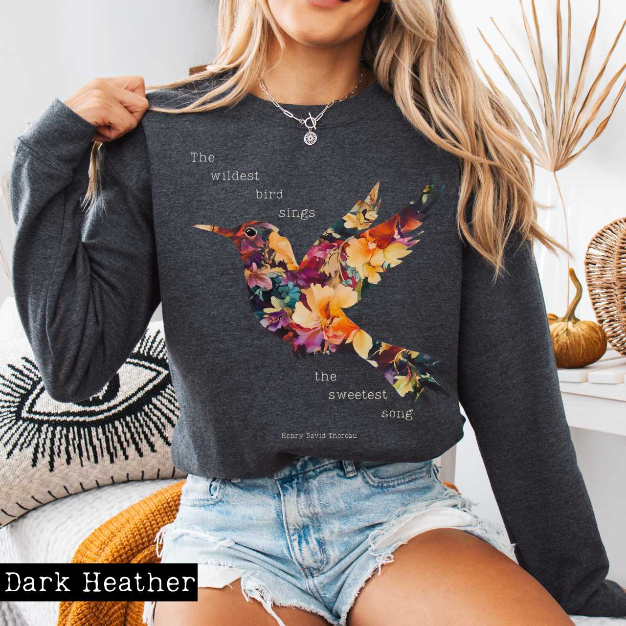 Sweatshirt Dark Heather / S The Wildest Bird Sings the Sweetest Song - Henry Thoreau Sweatshirt The Mystic Eden