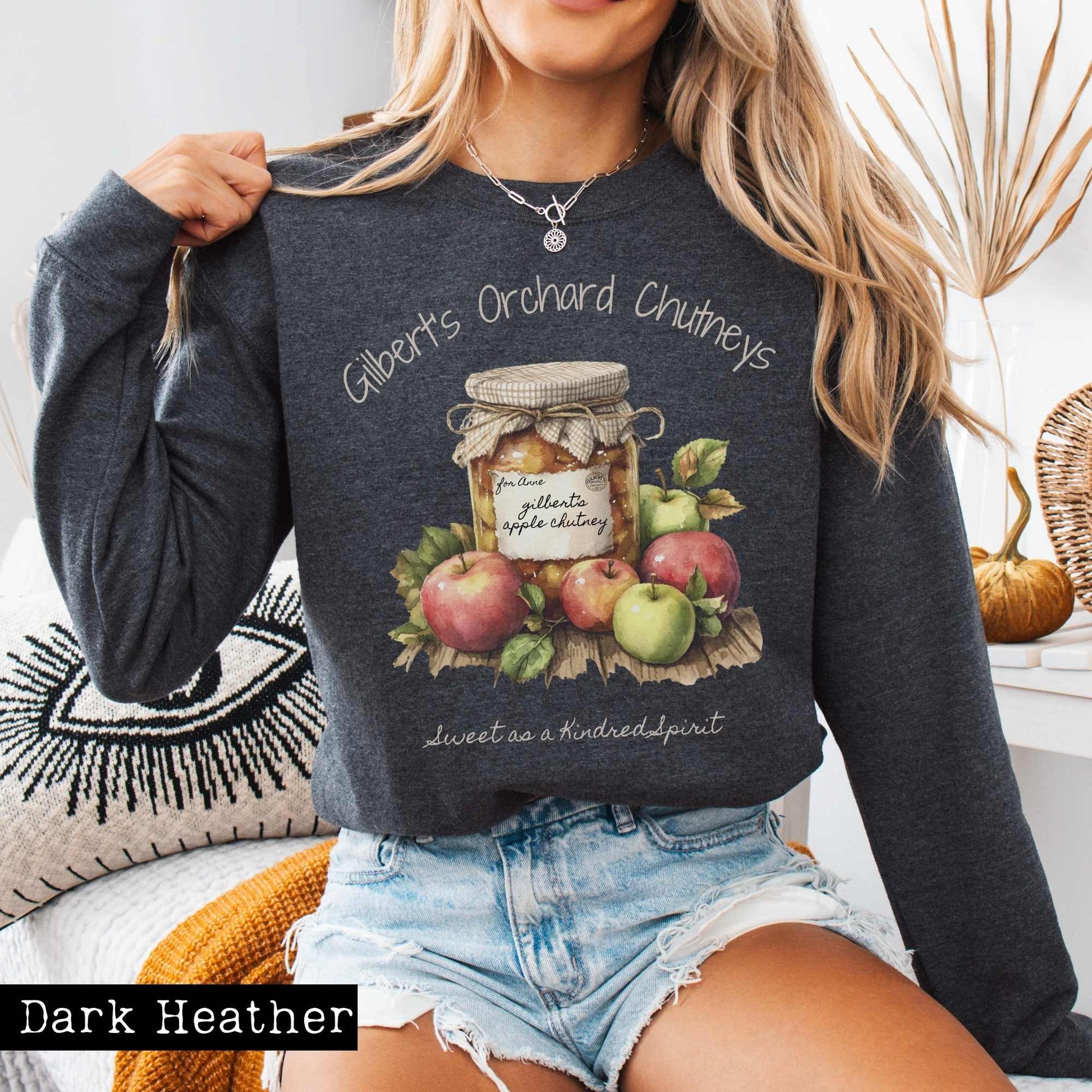Sweatshirt Gilbert's Orchard Chutneys Sweatshirt The Mystic Eden