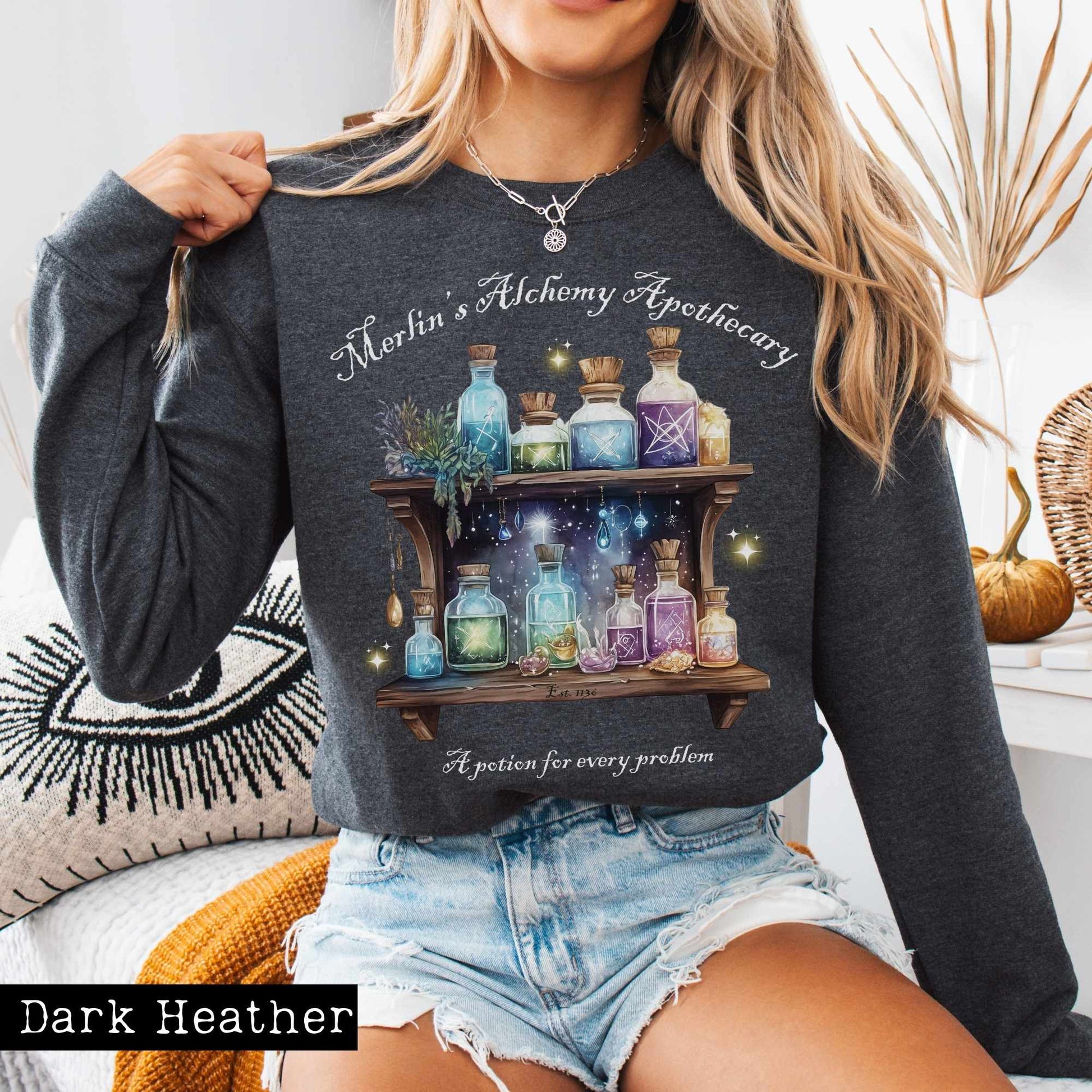 Sweatshirt Merlin's Alchemy Apothecary Sweatshirt The Mystic Eden
