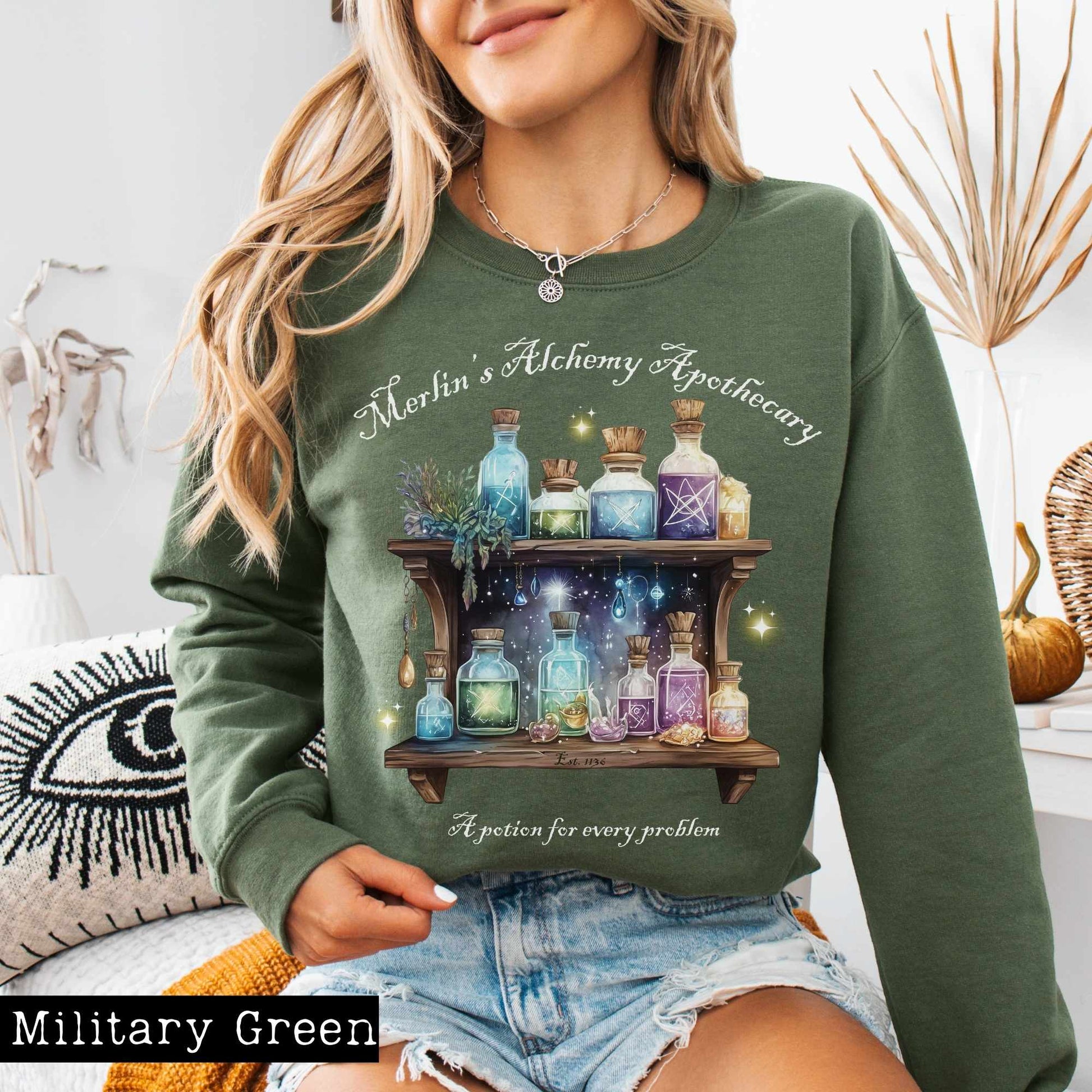 Sweatshirt Merlin's Alchemy Apothecary Sweatshirt The Mystic Eden