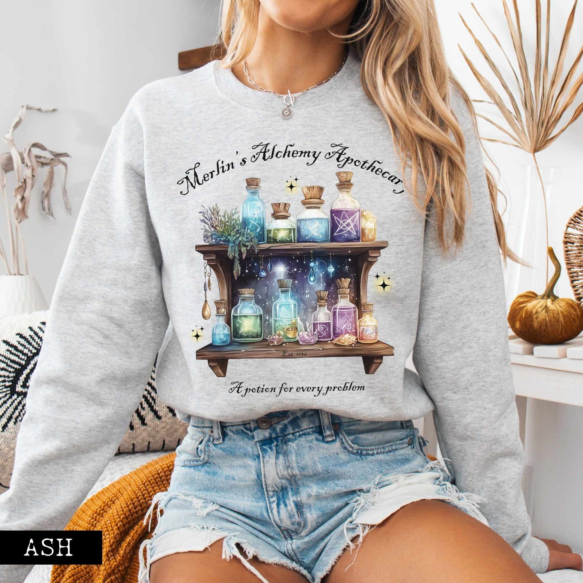 Sweatshirt Merlin's Alchemy Apothecary Sweatshirt The Mystic Eden