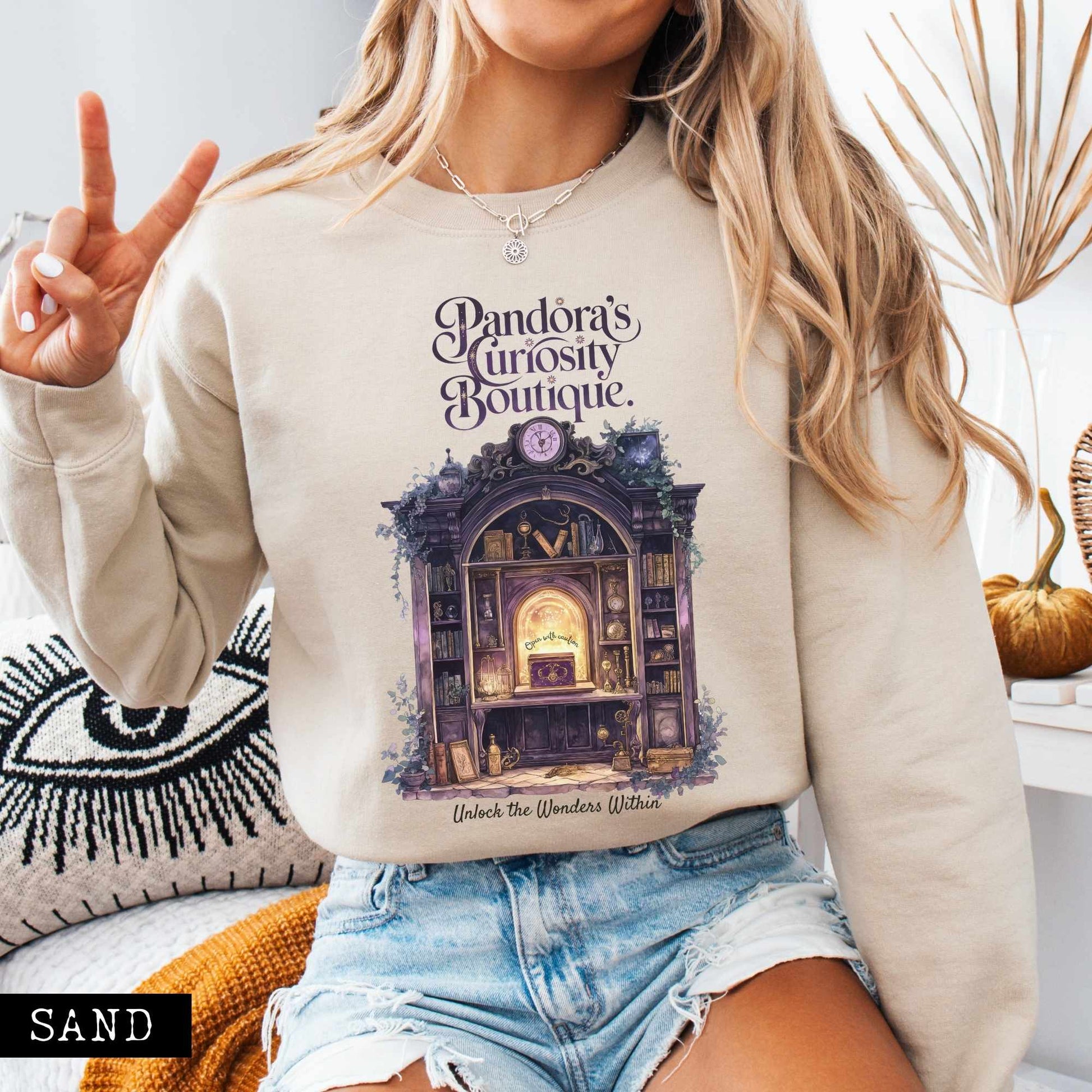 Sweatshirt Pandora's Curiosity Boutique Sweatshirt The Mystic Eden
