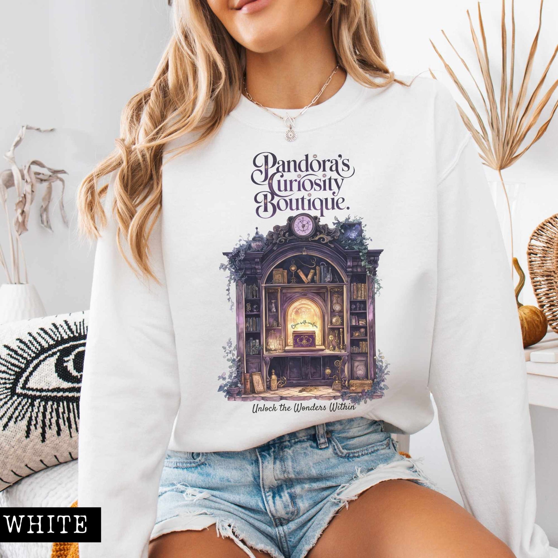 Sweatshirt Pandora's Curiosity Boutique Sweatshirt The Mystic Eden