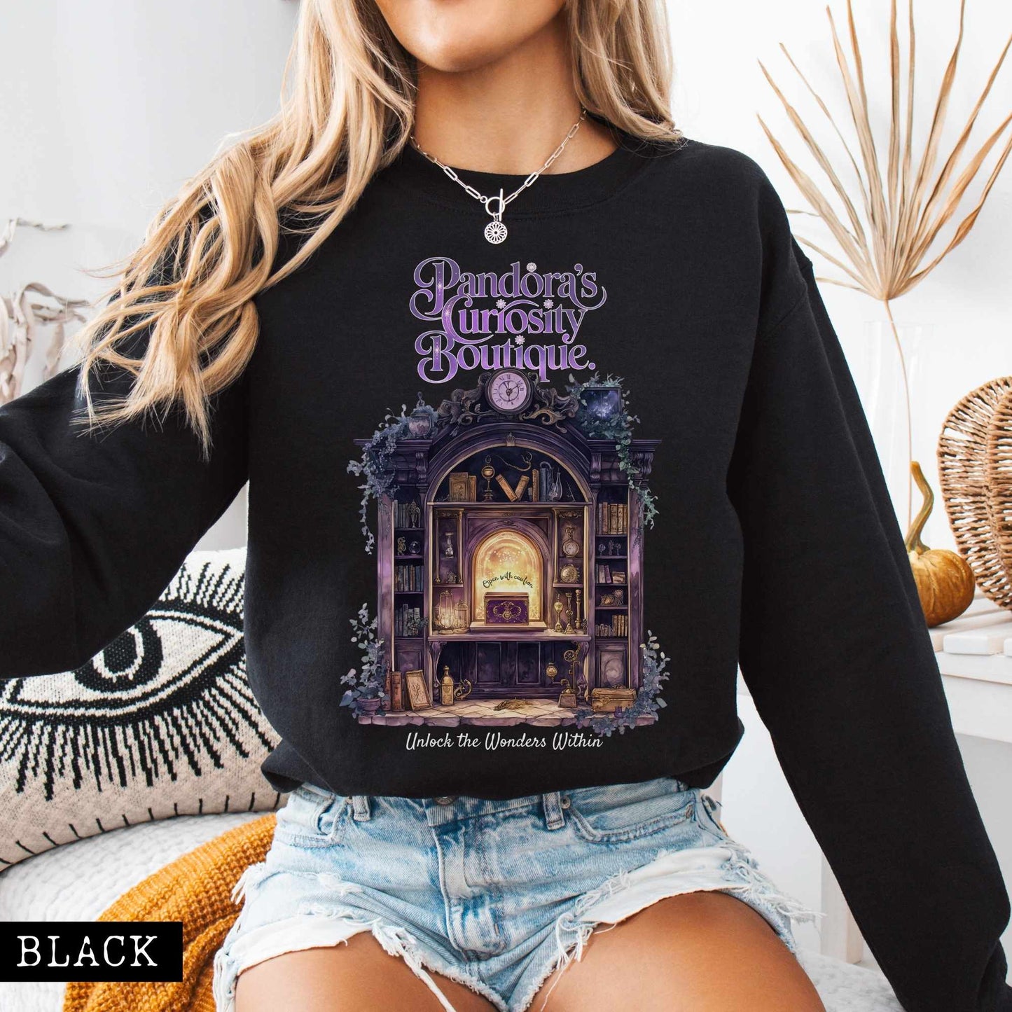 Sweatshirt Pandora's Curiosity Boutique Sweatshirt The Mystic Eden