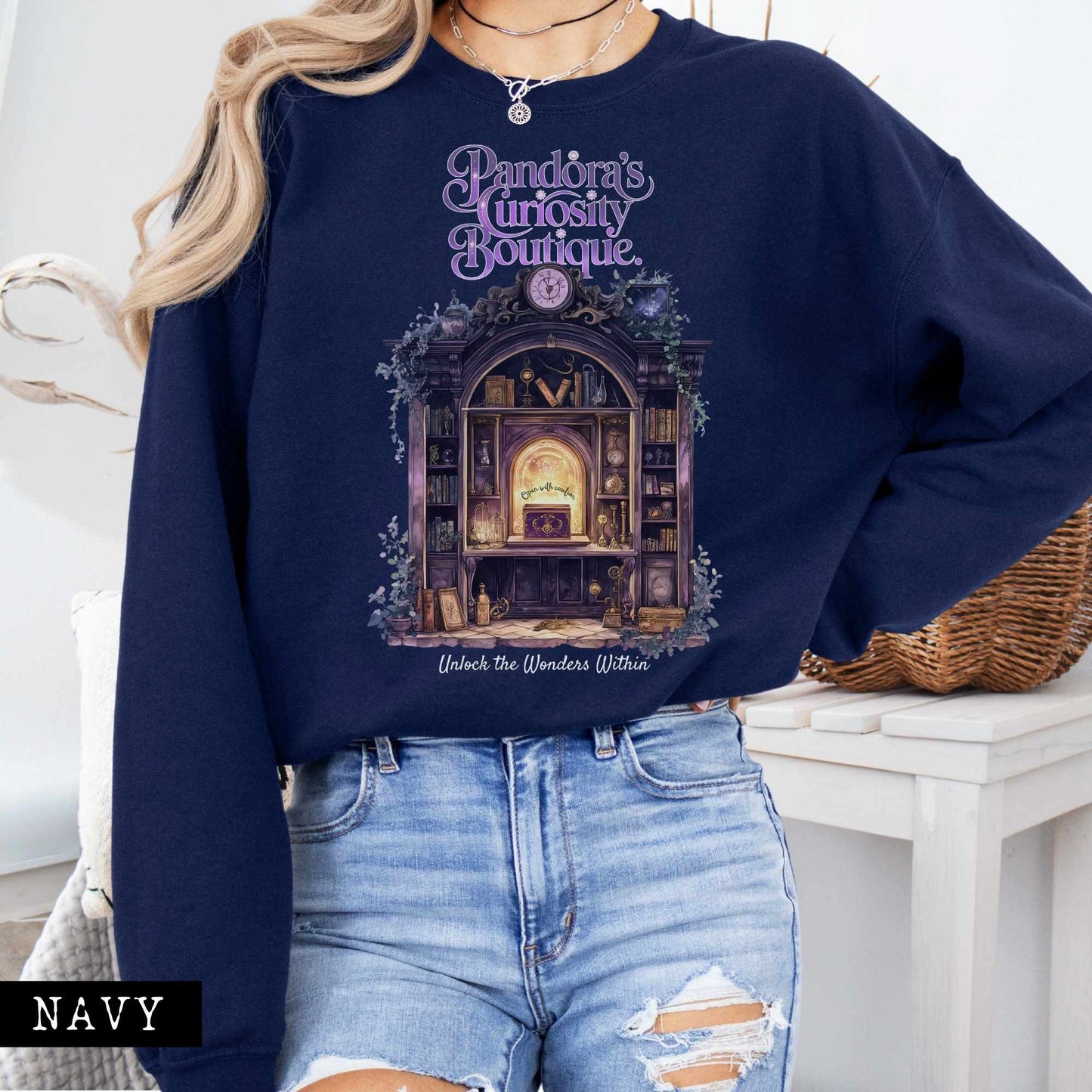Sweatshirt Pandora's Curiosity Boutique Sweatshirt The Mystic Eden