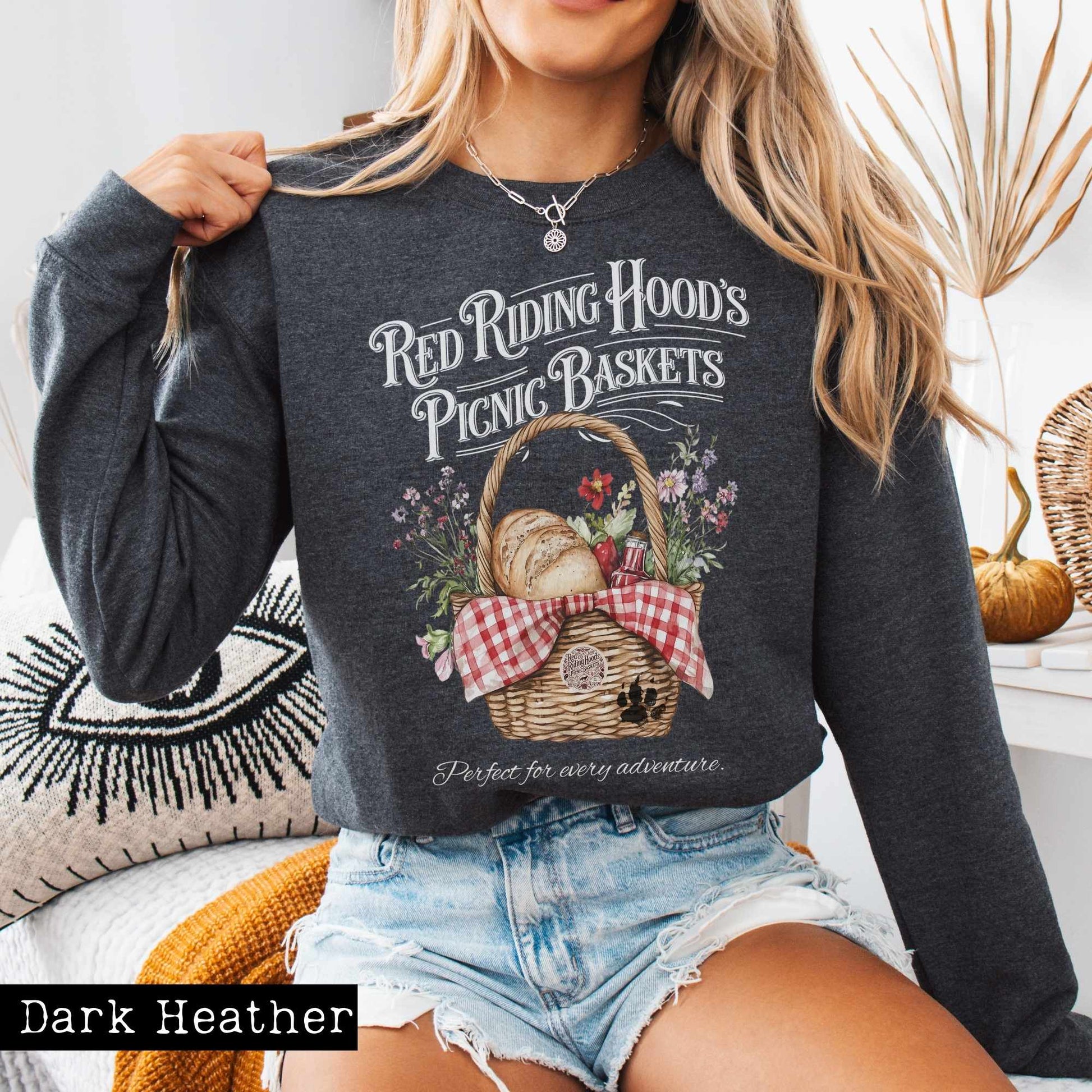 Sweatshirt Red Riding Hood's Picnic Baskets Sweatshirt The Mystic Eden