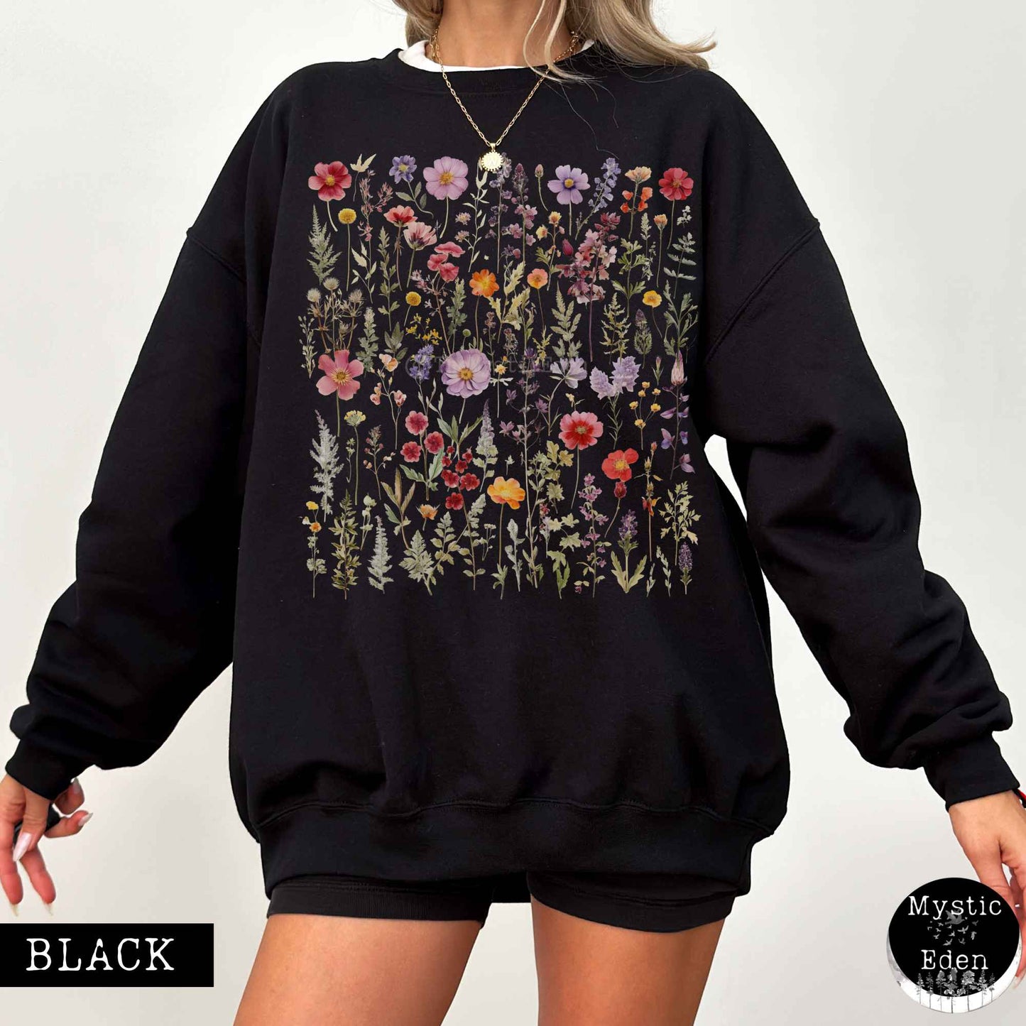 Sweatshirt S / Black Cottagecore Wildflowers Sweatshirt The Mystic Eden