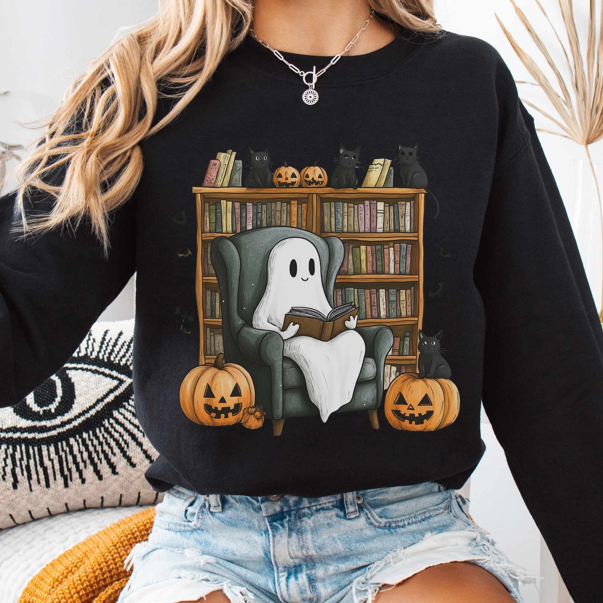 Sweatshirt S / Black Happy Reading Ghosts with Black Cats Sweatshirt The Mystic Eden
