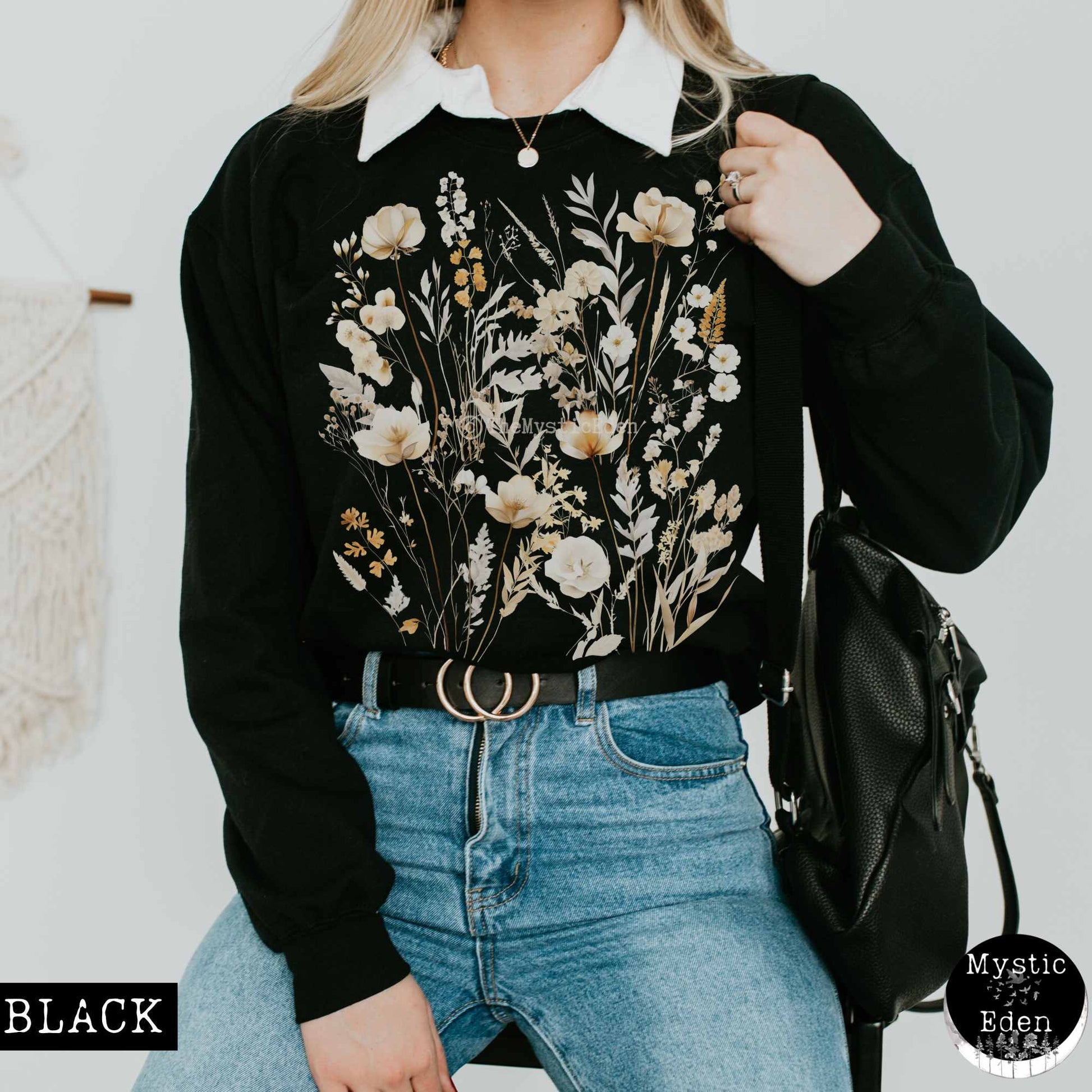 Sweatshirt S / Black Vintage white pressed flowers wildflower sweatshirt The Mystic Eden