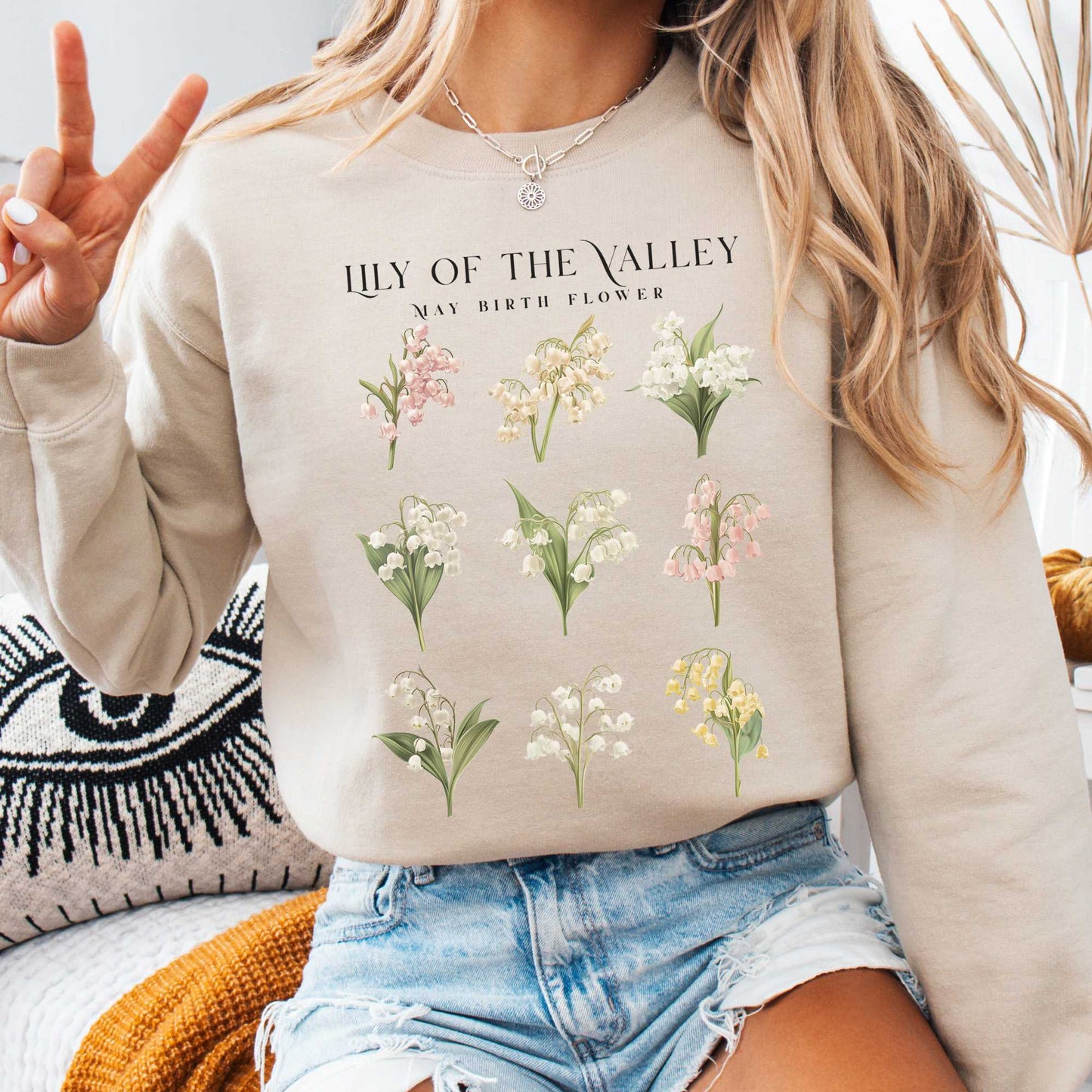 Sweatshirt Sand / S Lily of the Valley May Birth Month Flower Sweatshirt The Mystic Eden