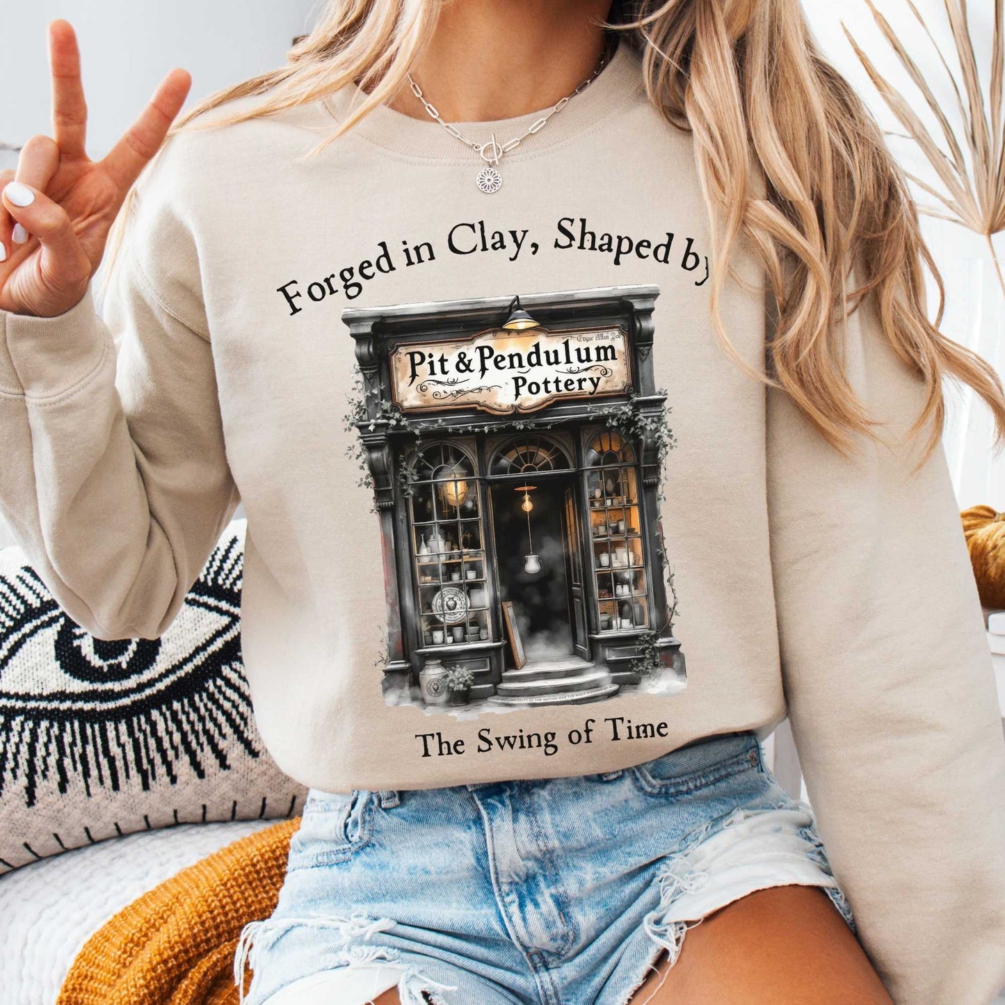 Sweatshirt Sand / S Pit & Pendulum Pottery Edgar Allan Poe Sweatshirt The Mystic Eden