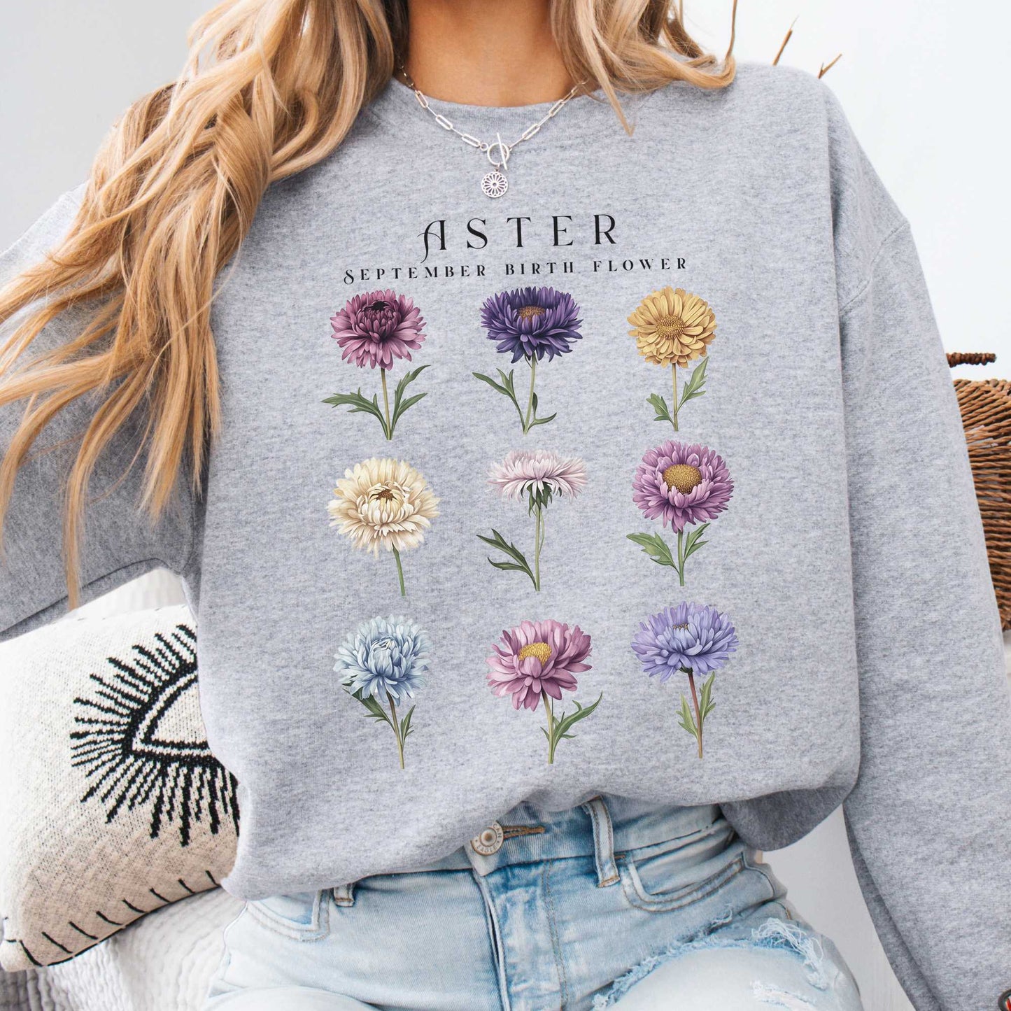 Sweatshirt Sport Grey / S Aster September Birth Month Flower Sweatshirt The Mystic Eden