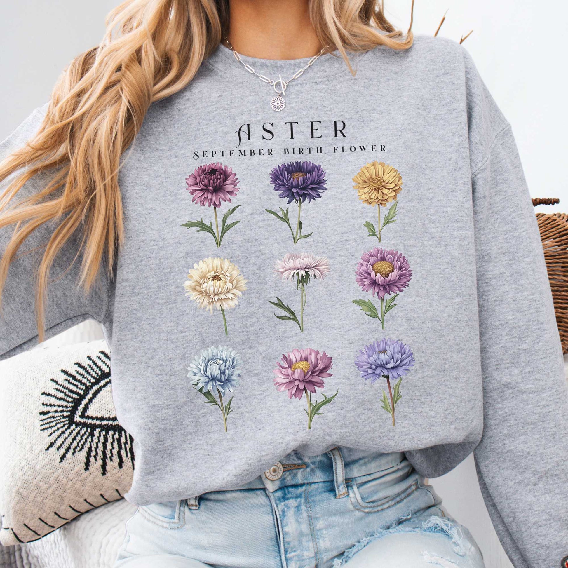 Sweatshirt Sport Grey / S Aster September Birth Month Flower Sweatshirt The Mystic Eden