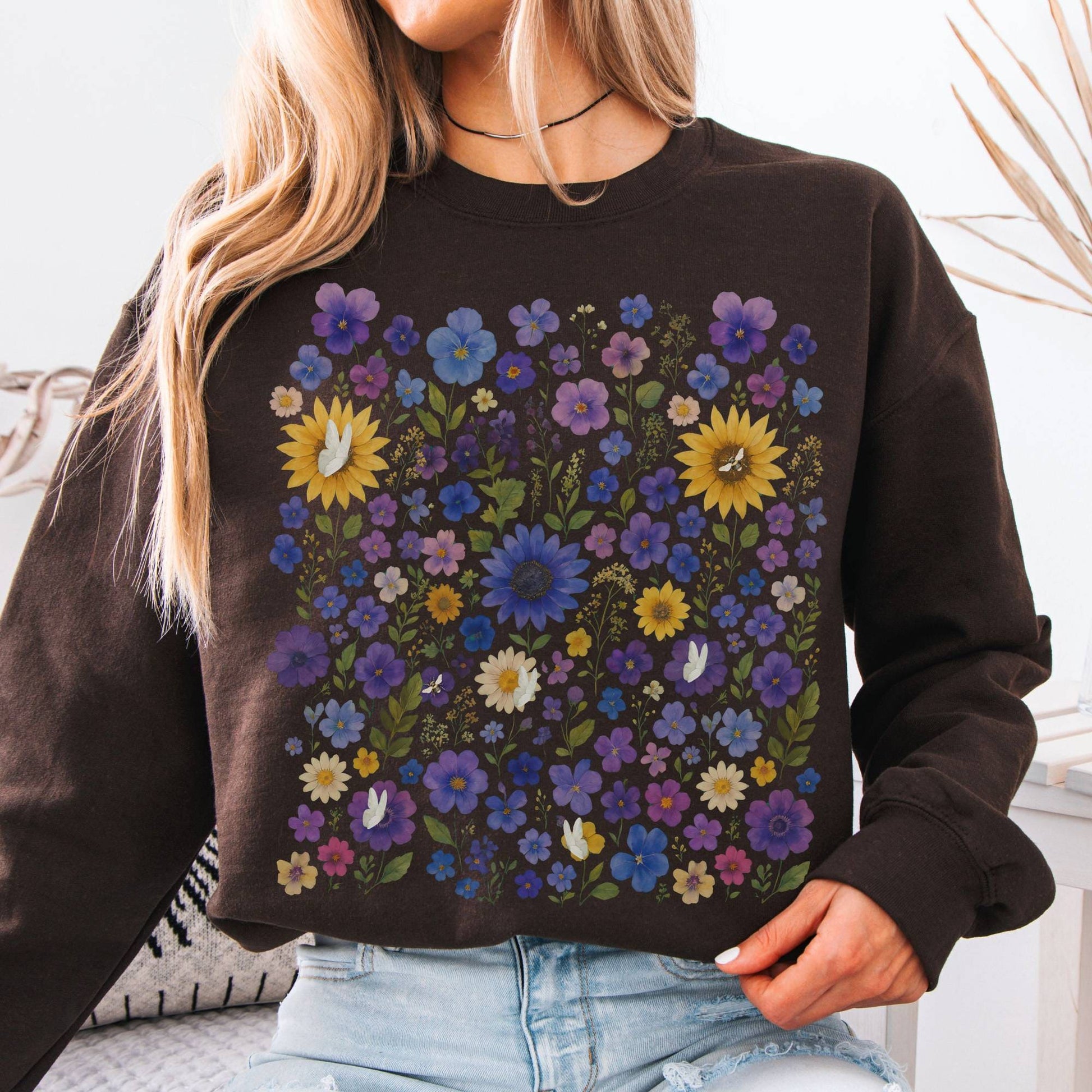 Sweatshirt Sunflower Garden Sweatshirt β Vibrant Bloom Tee The Mystic Eden