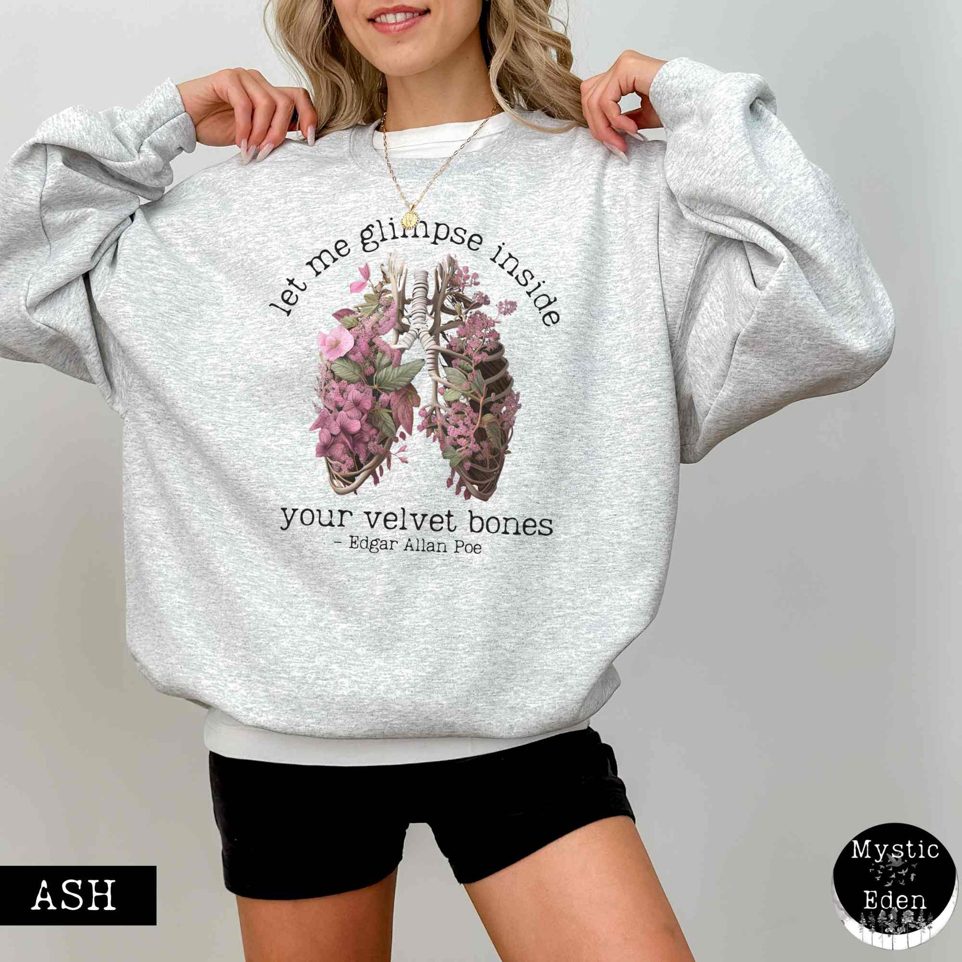 Sweatshirt Vintage Edgar Allan Poe sweatshirt - Let me glimpse inside your velvet bones The Mystic Eden