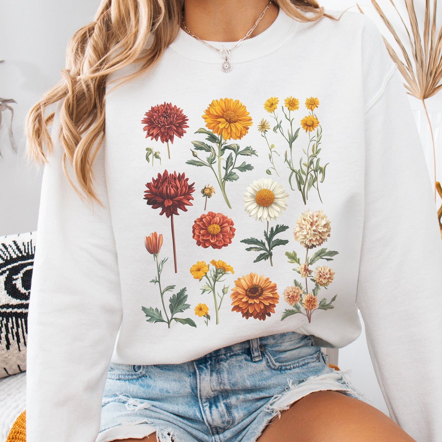Sweatshirt White / S Vintage Botanical Floral Sweatshirt The Mystic Eden