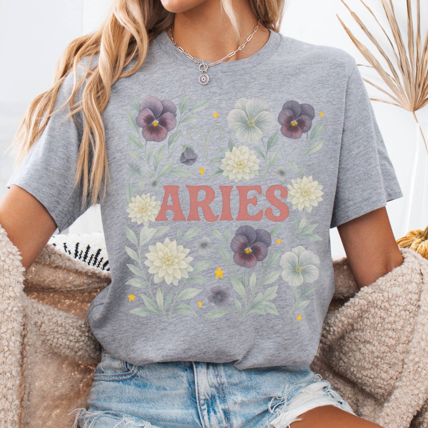 T-Shirt Athletic Heather / S Aries Bella T-Shirt – Retro Floral Zodiac Tee The Mystic Eden