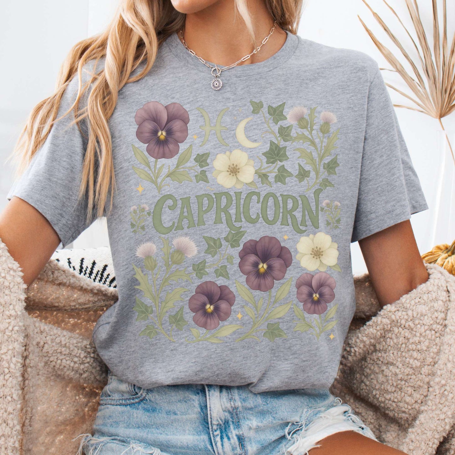 T-Shirt Athletic Heather / S Capricorn Bella T-Shirt – Retro Floral Zodiac Tee The Mystic Eden
