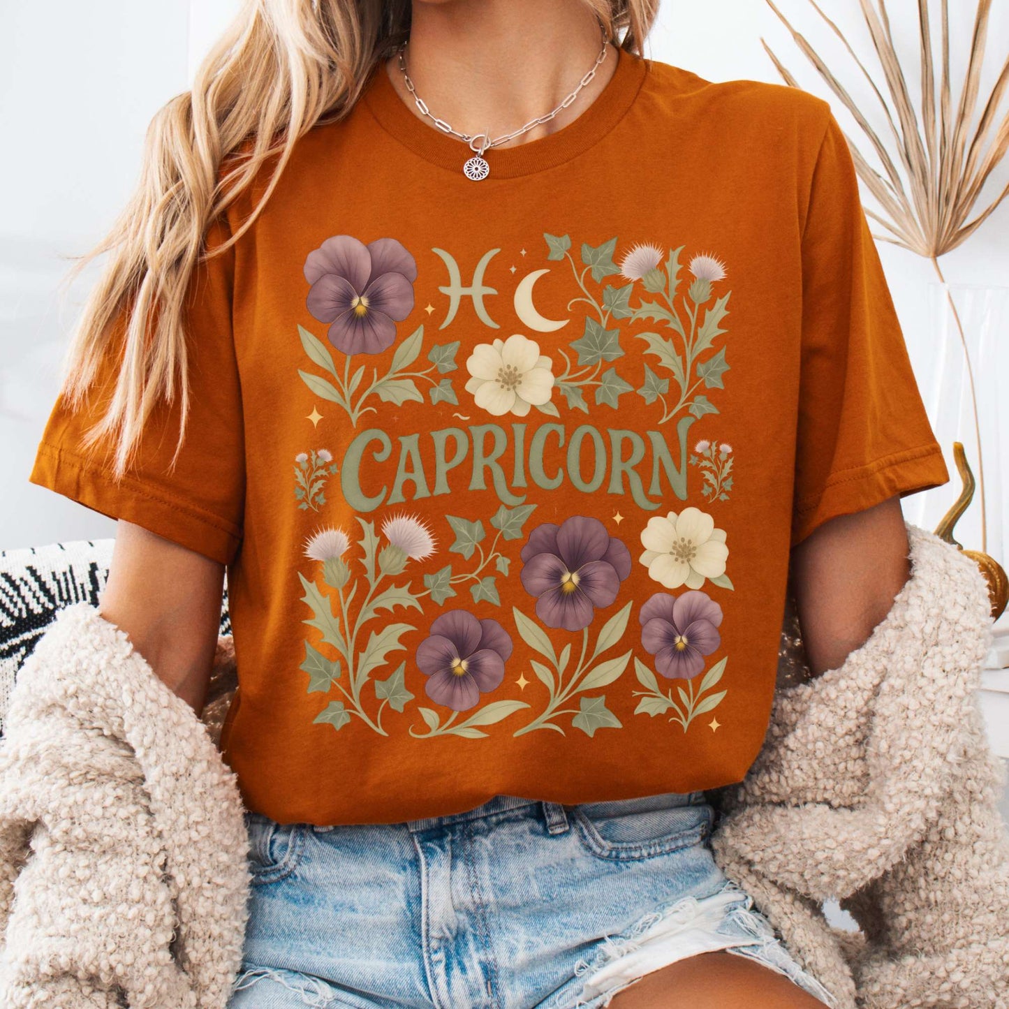 T-Shirt Autumn / S Capricorn Bella T-Shirt – Retro Floral Zodiac Tee The Mystic Eden