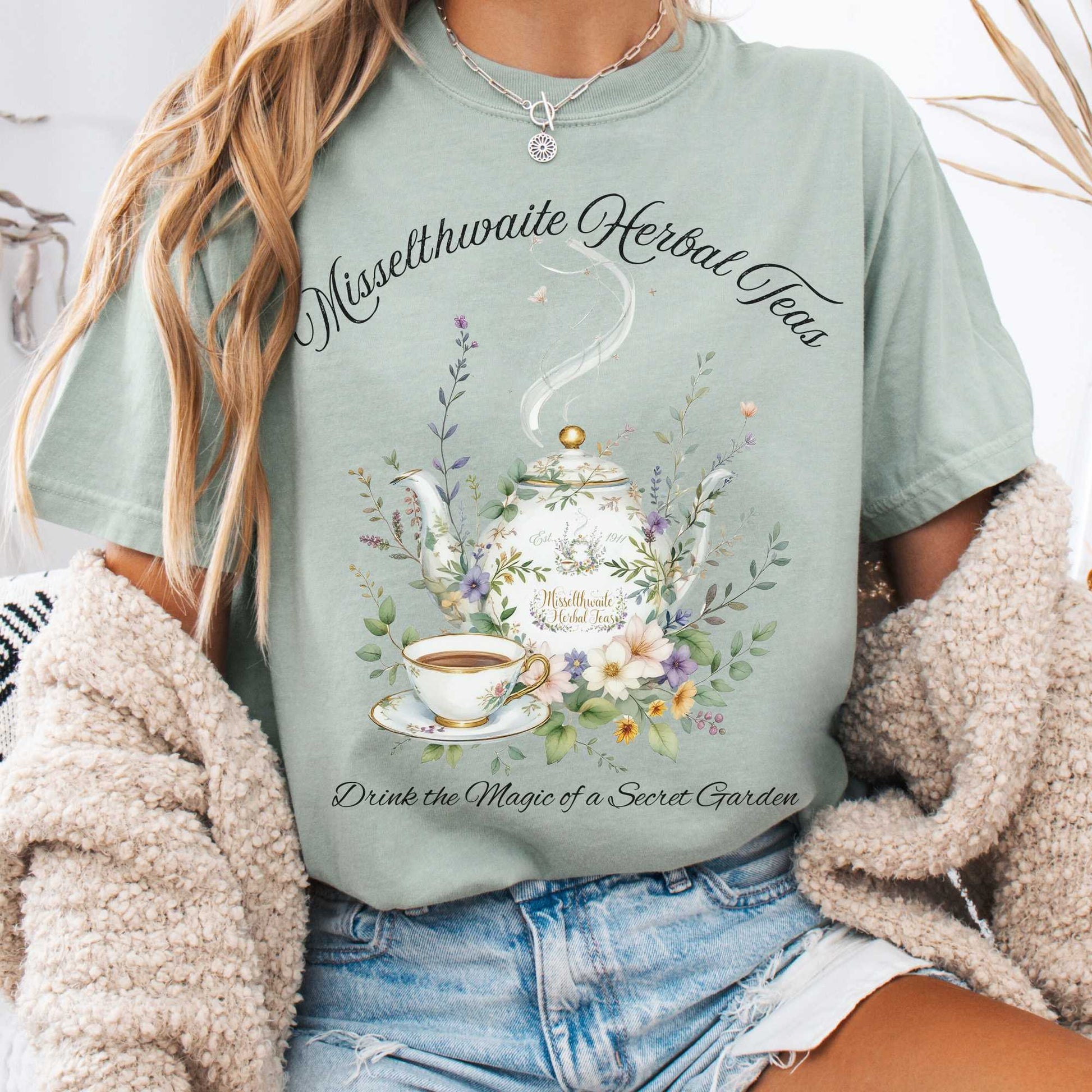 T-Shirt Bay / S Misselthwaite Herbal Teas - The Secret Garden Tee The Mystic Eden