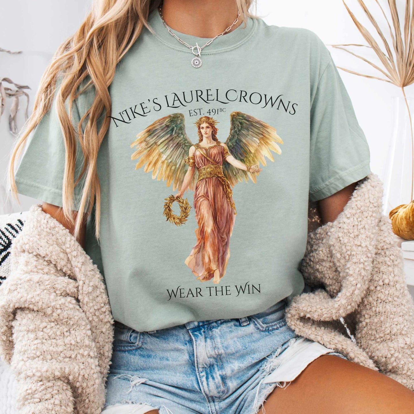 T-Shirt Bay / S Nike's Laurel Crowns Tee The Mystic Eden