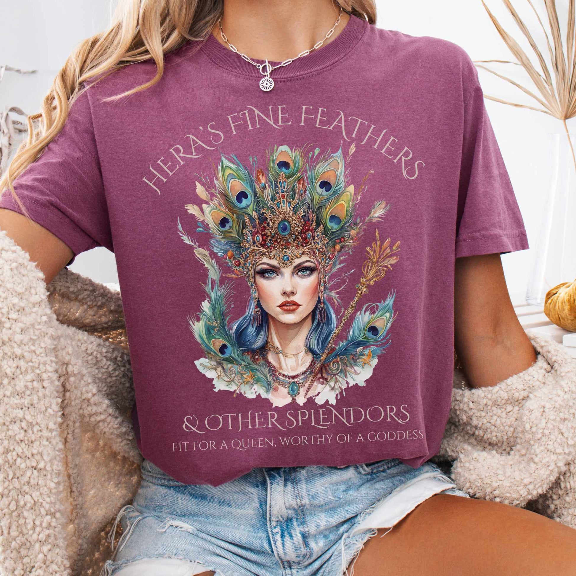 T-Shirt Berry / S Hera's Fine Feathers & Other Splendors Tee The Mystic Eden