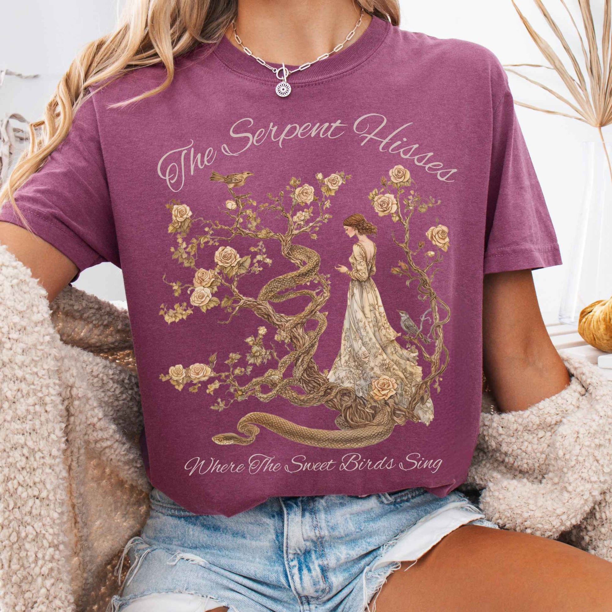 T-Shirt Berry / S The Serpent Hisses Where the Sweet Birds Sing - Tess of the D'Urbervilles Shirt The Mystic Eden