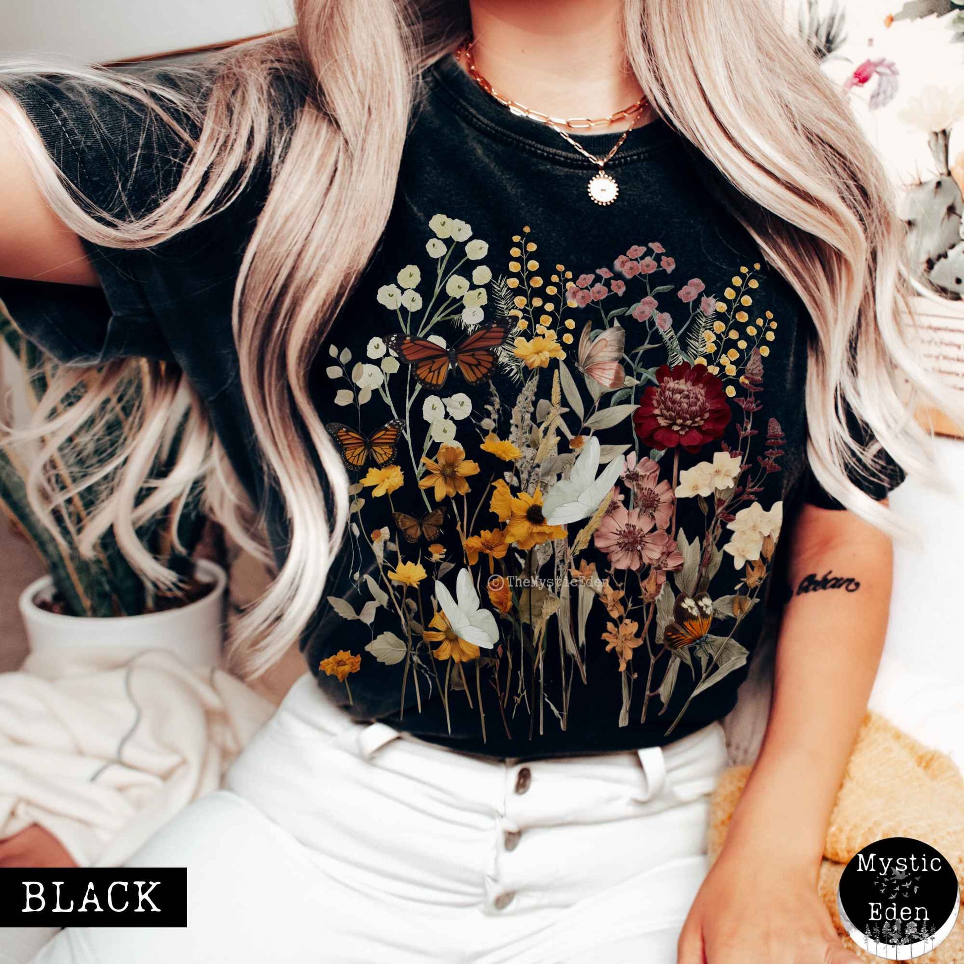 T-Shirt Black / S Vintage cottagecore wildflowers shirt The Mystic Eden