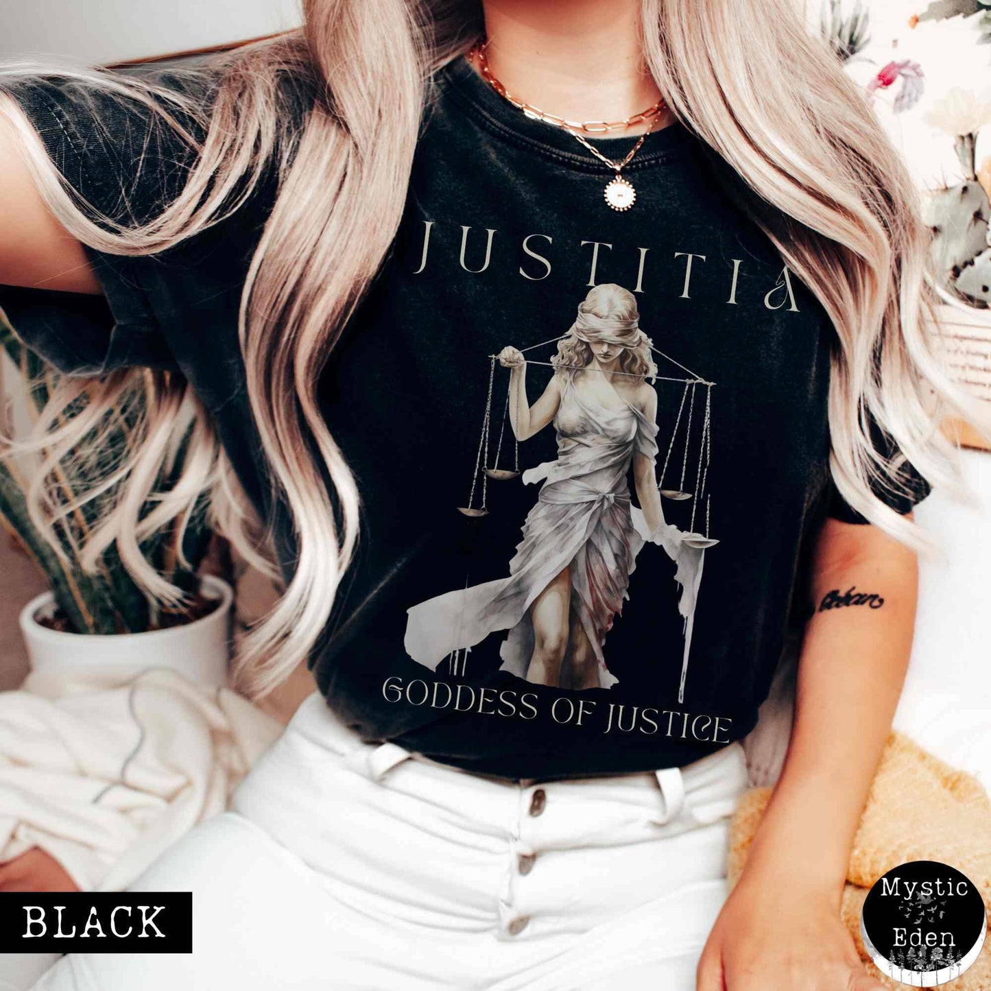 T-Shirt Black / S Vintage Greek Mythology Shirt Greek Goddess Shirt The Mystic Eden