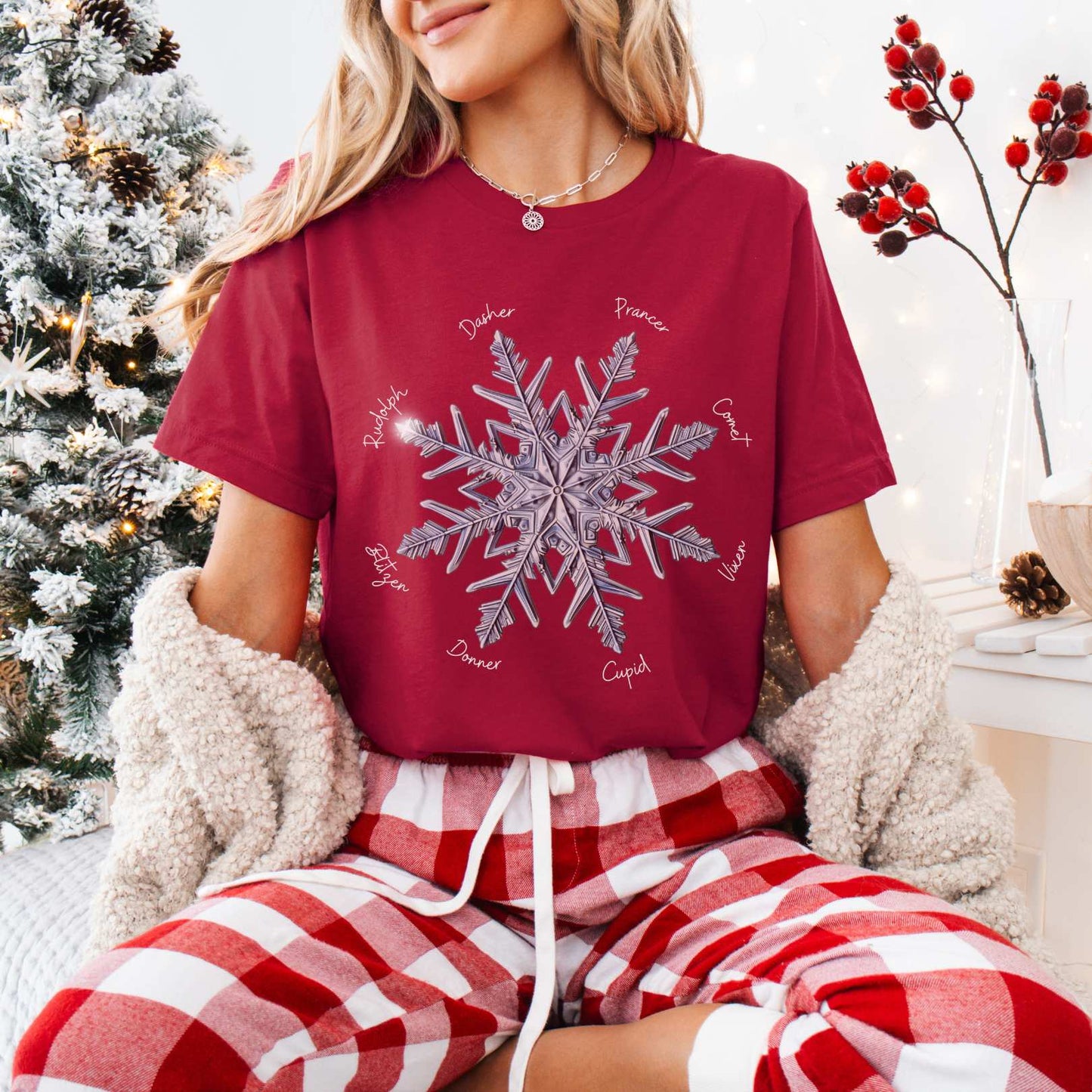 T-Shirt Cardinal / XS Snowflake Reindeer Christmas Tee The Mystic Eden