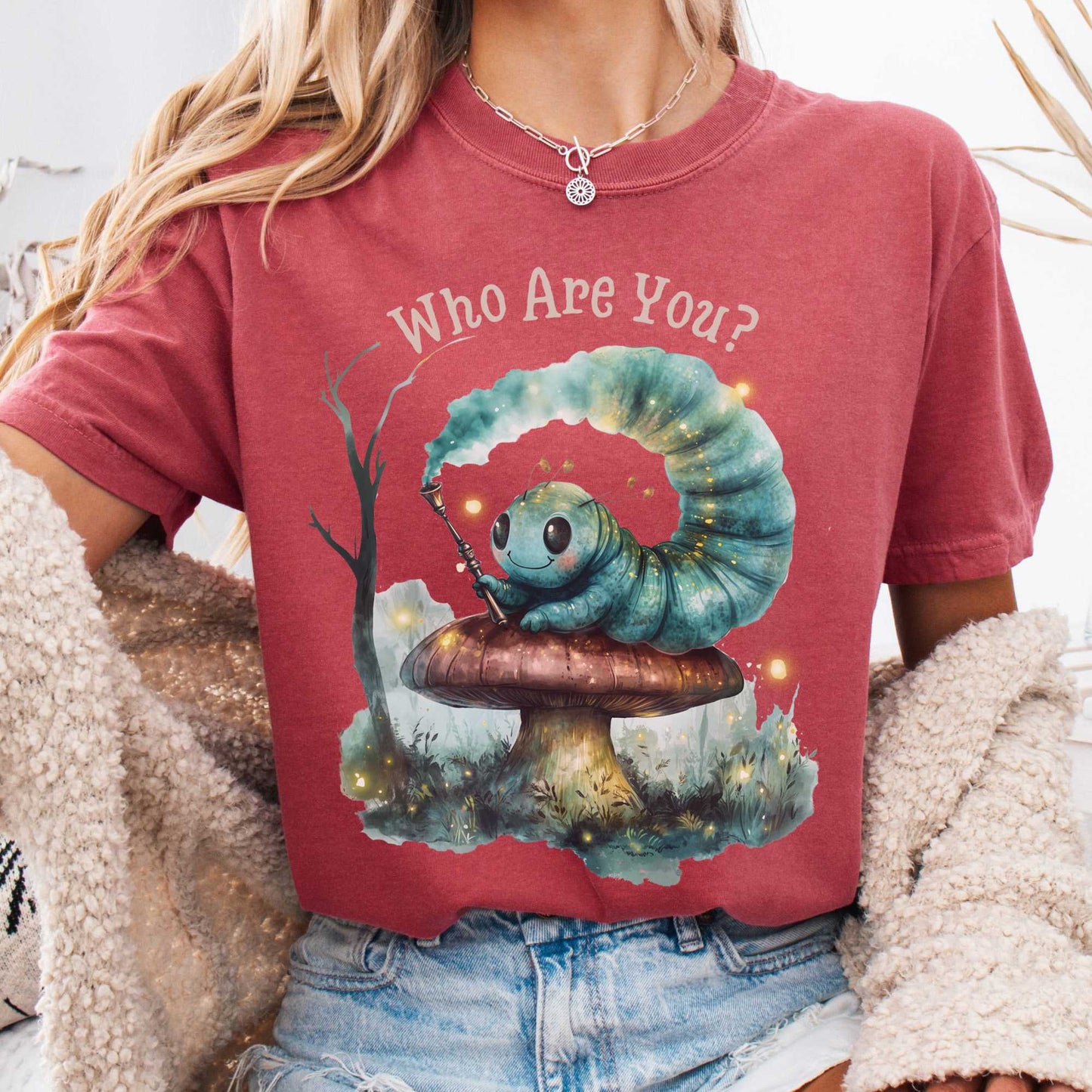 T-Shirt Crimson / S Who Are You Caterpillar Shirt - Alice's Adventures in Wonderland The Mystic Eden
