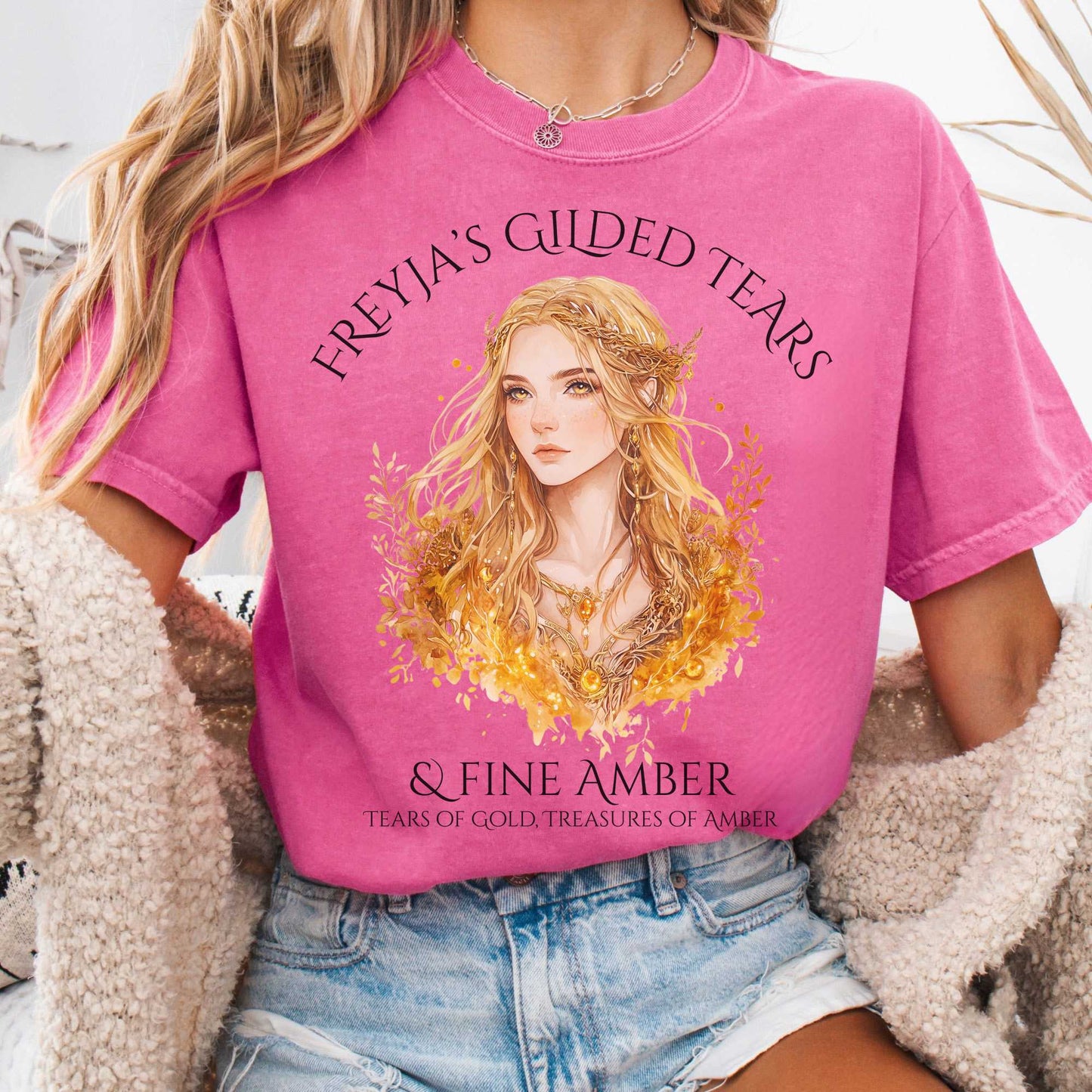 T-Shirt Crunchberry / S Freyja's Gilded Tears & Fine Amber Goddess Shirt The Mystic Eden